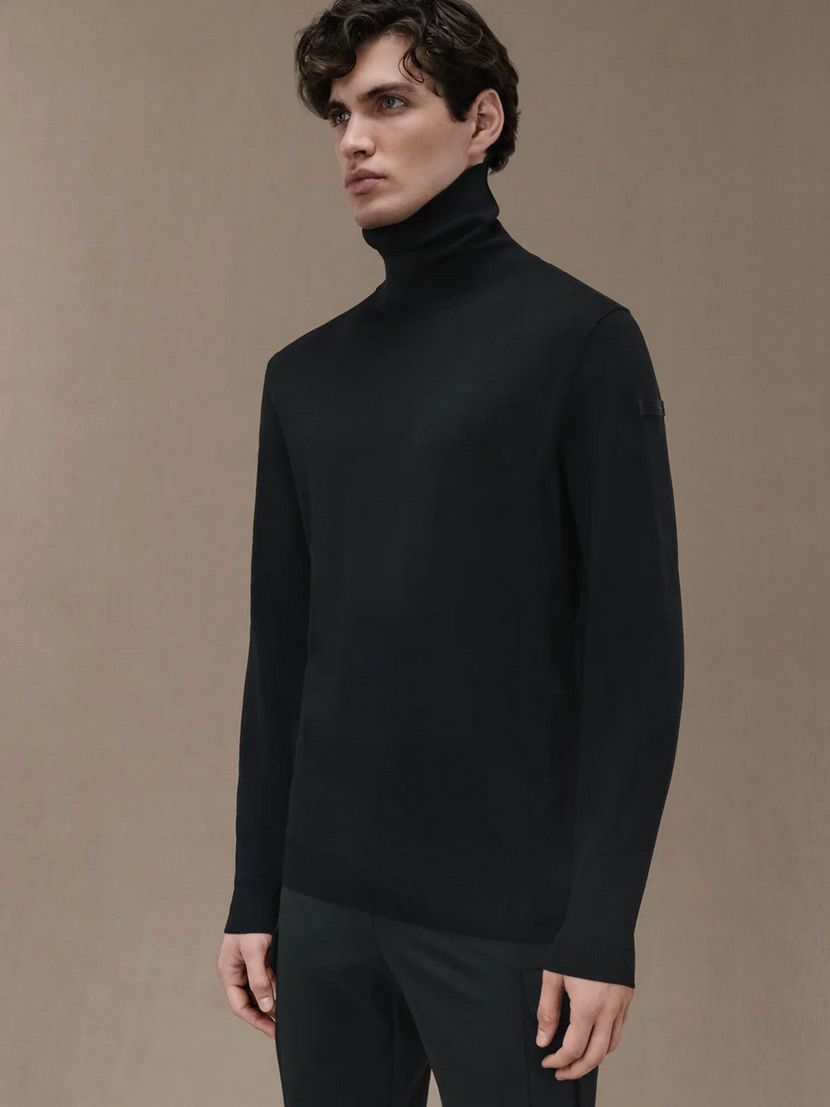 RRD Maxell Turtleneck Knit W24159 10 suéter negro