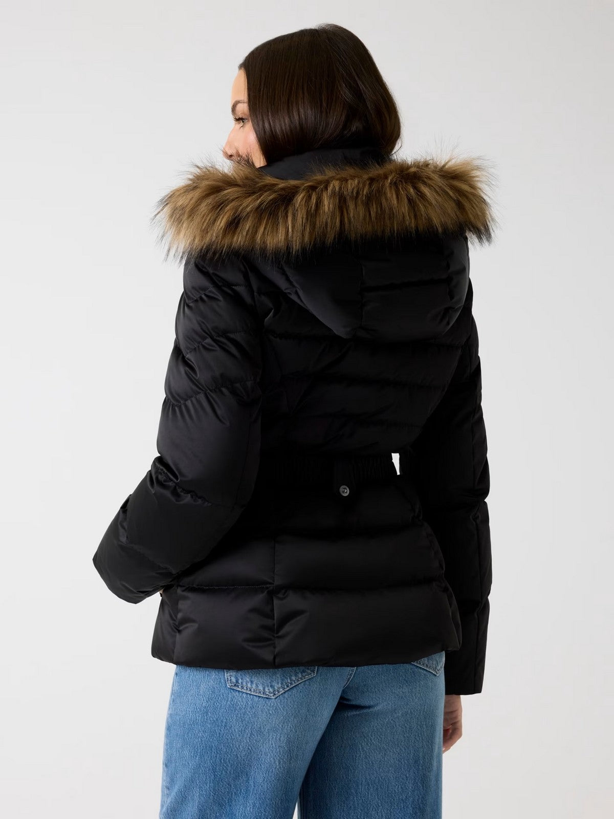 GUESS Piumino Donna MARINA SHORT REAL DOWN W5BL31 W2802 JTMU JET BLACK MULTI