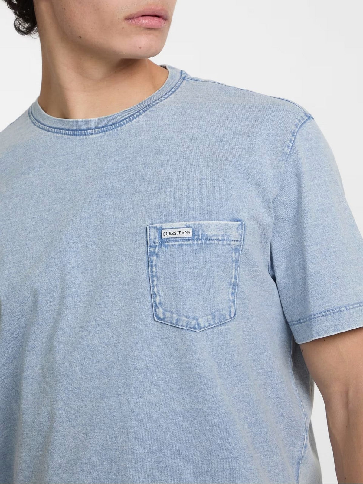 GUESS T-shirt Uomo GJ SS CN REG PKT TEE M5GI50 KCTG1 IDWS INDI LIGHT WASH gioboutiqueweb