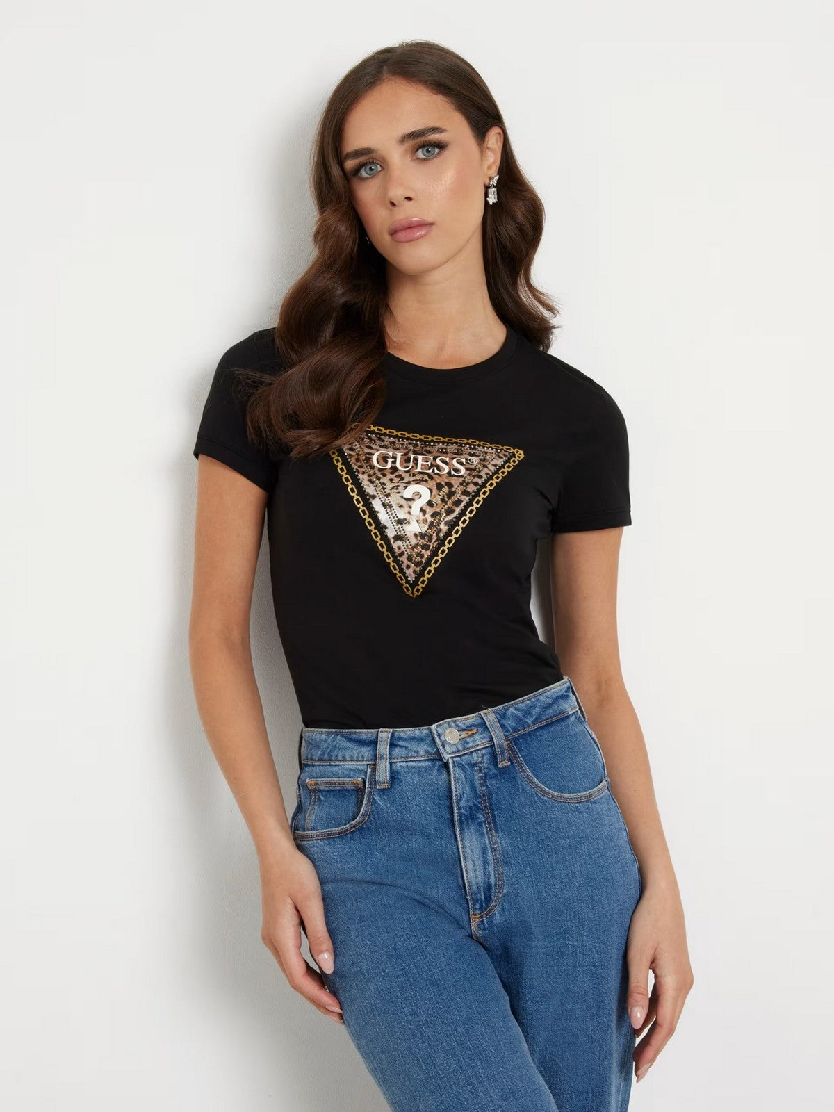 GUESS T-Shirt e Polo Donna SS CN TRIANGLE LEO TEE W4YI40 J1314 JBLK Nero gioboutiqueweb