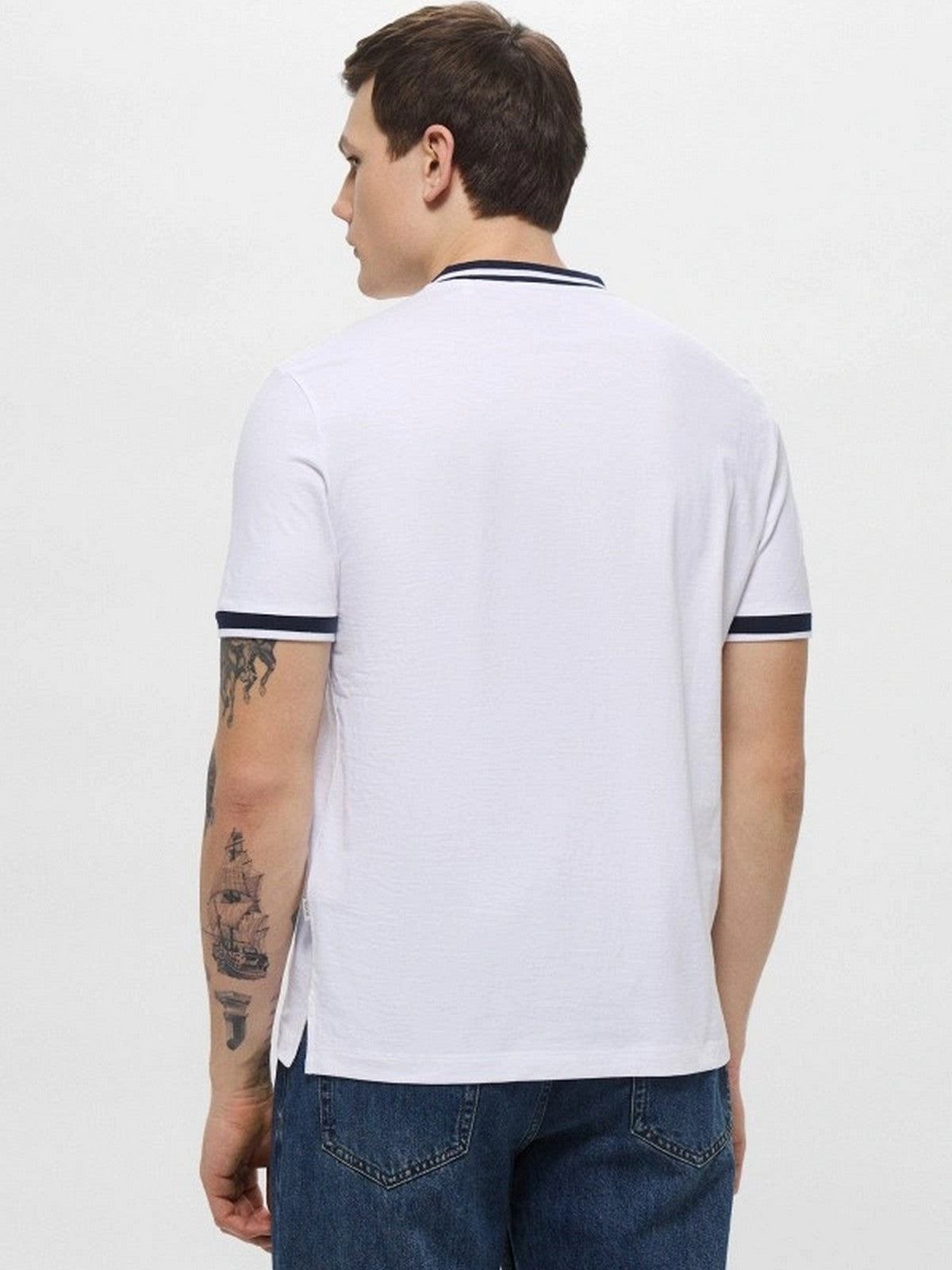 GUESS T-shirt Uomo GJ SS CN REG HENLEY TEE M5GP49 KCTV1 G011 PURE WHITE