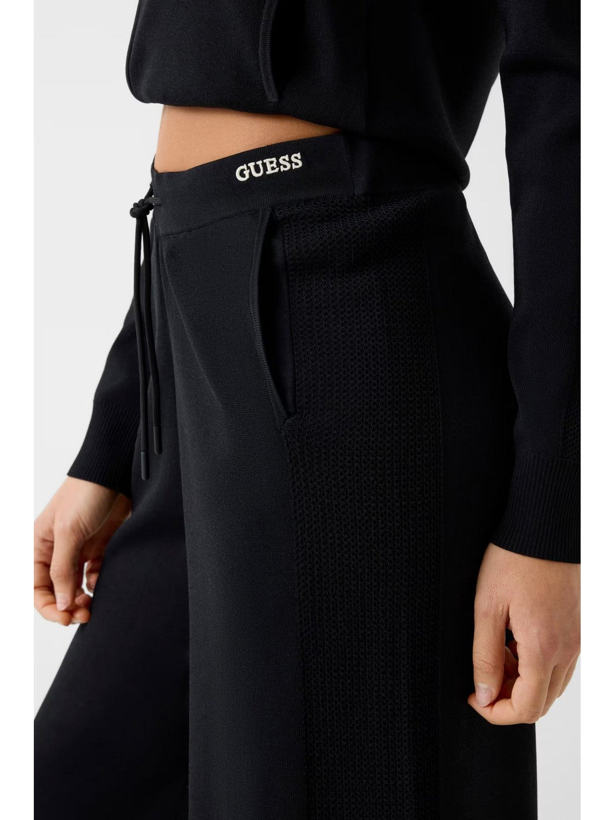 GUESS SPORT Pantalone Donna GABRY STRAIGHT PANT SWTR V6GB06 Z0651 JBLK Jet Black A996