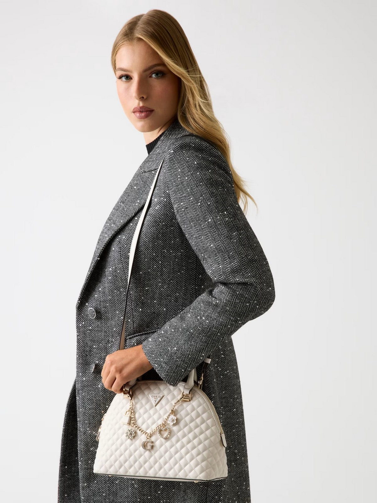 GUESS Borsa Donna EVERLEE DOME SATCHEL HWEG86 79050 OFF off white