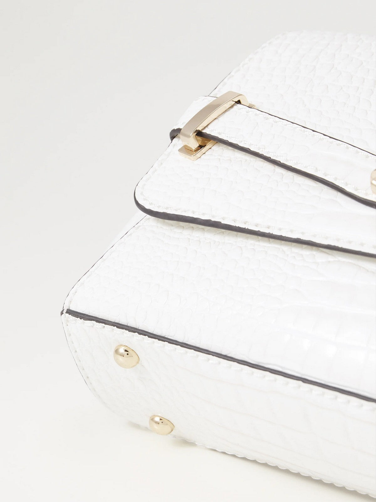 GUESS Borsa Donna SILVYE CONVERTIBLE XBODY FLAP HWCG95 27210 WHI Bianco gioboutiqueweb