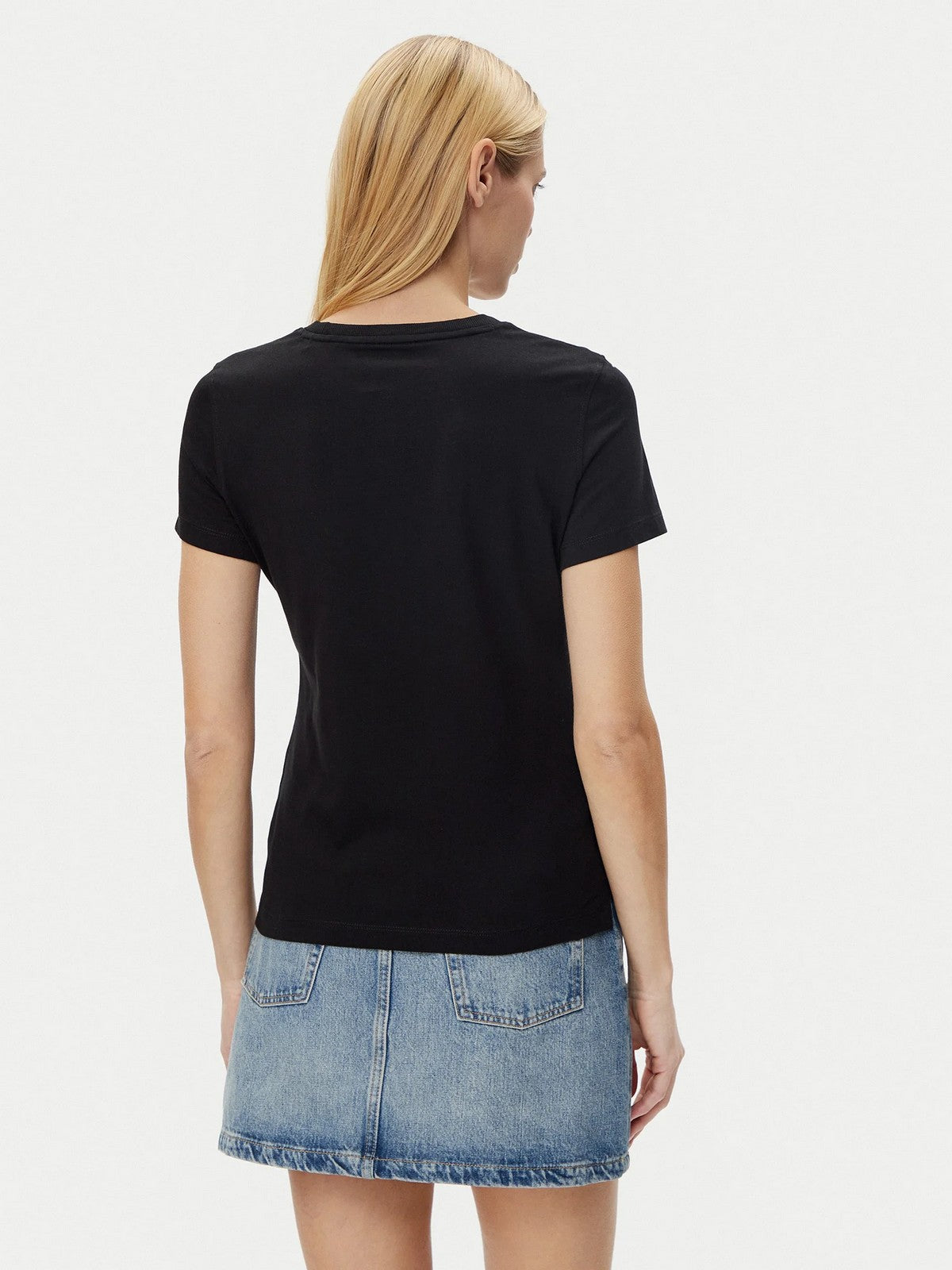 GUESS T-shirt Donna CN SS LOVE TRIANGLE TEE W5GI05 I3Z14 JBLK Nero gioboutiqueweb