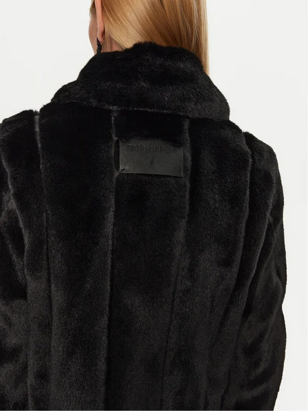 PATRIZIA PEPE Pelliccia Donna 2O0138 E5T7 K103 Nero gioboutiqueweb