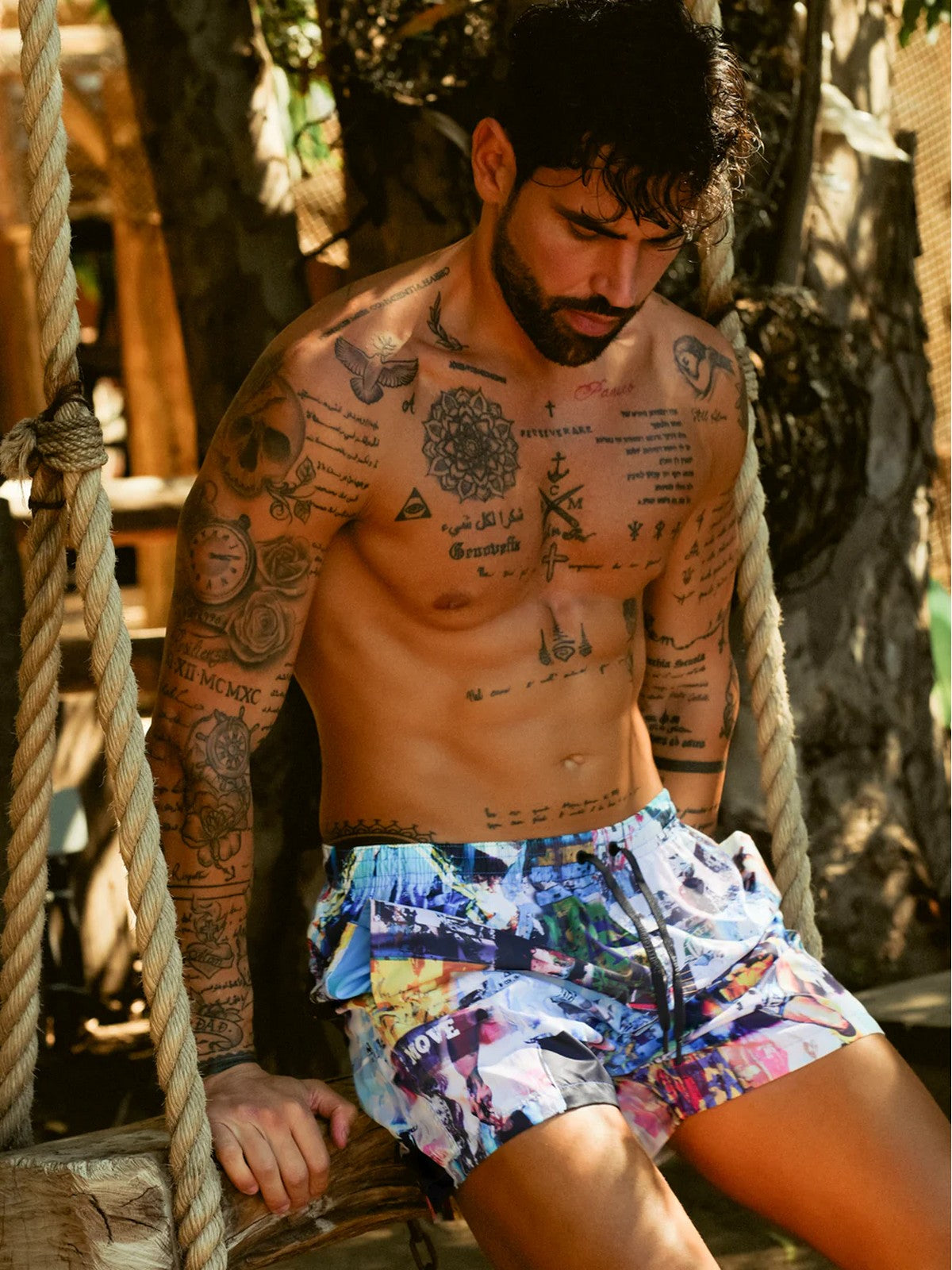 Bouger être des costumes de salle de bain différents svn diego multicolor