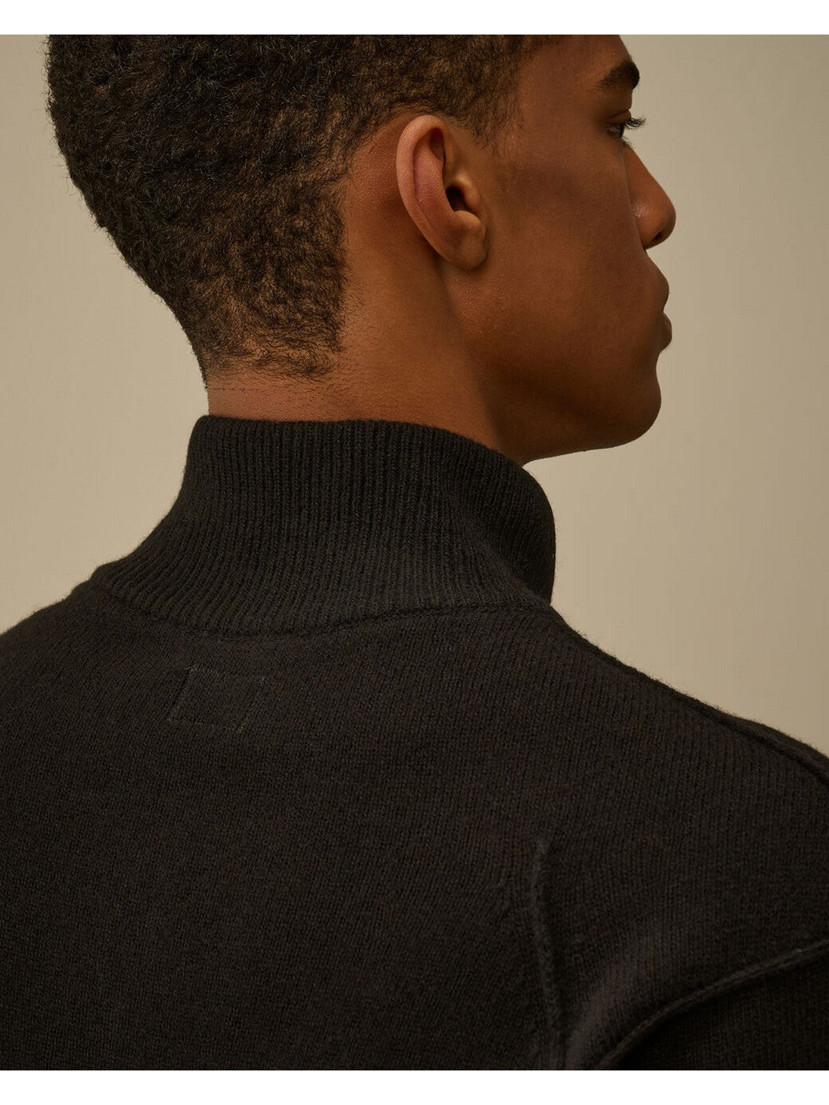 C.P. COMPANY Maglione Uomo RFCMKN709A110149A 999 999 - BLACK gioboutiqueweb