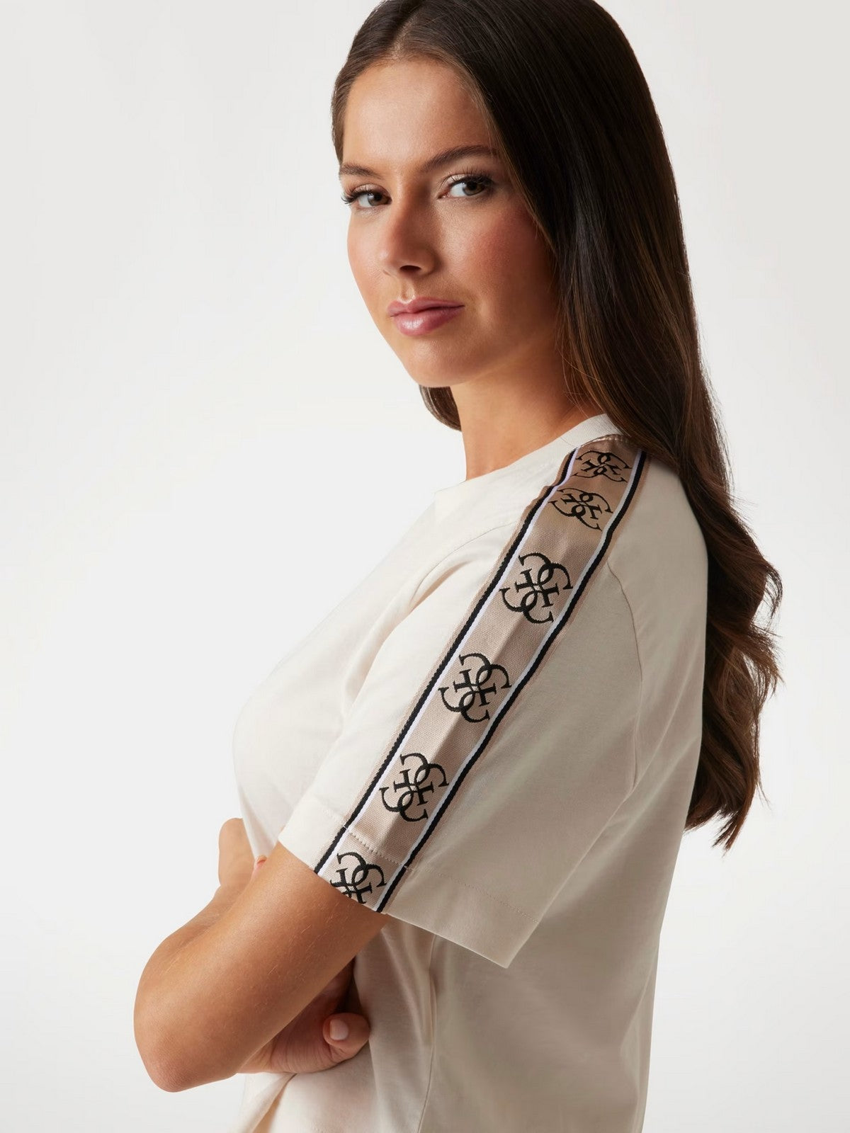 GUESS SPORT T-shirt Donna BRITNEY CROP TEE V3RI08 I3Z14 G6K5 Beige gioboutiqueweb