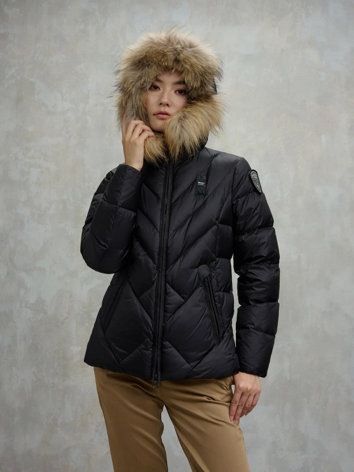 BLAUER Piumino Donna ALICIA 25WBLDC03097 006047 999EI NERO interno BEIGE 301