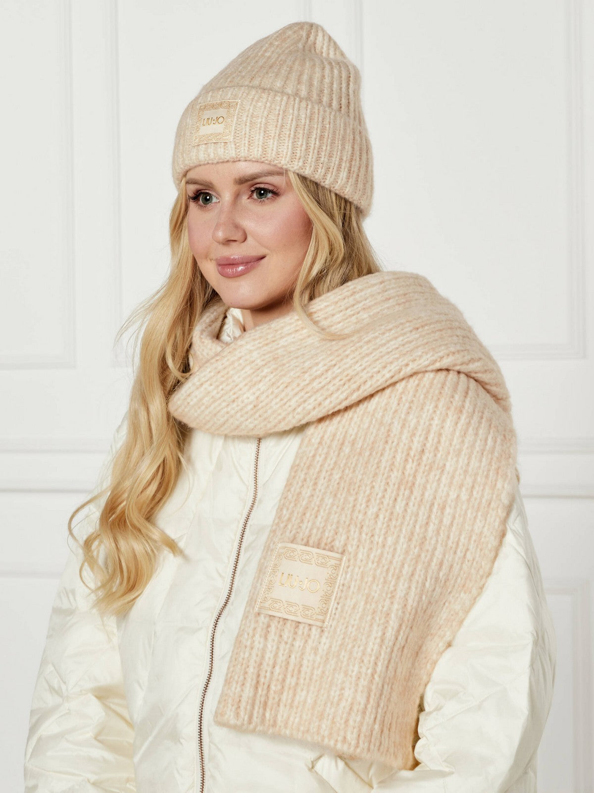 Liu Jo Soft Woman Scarf 2f4036m0300 10701 White