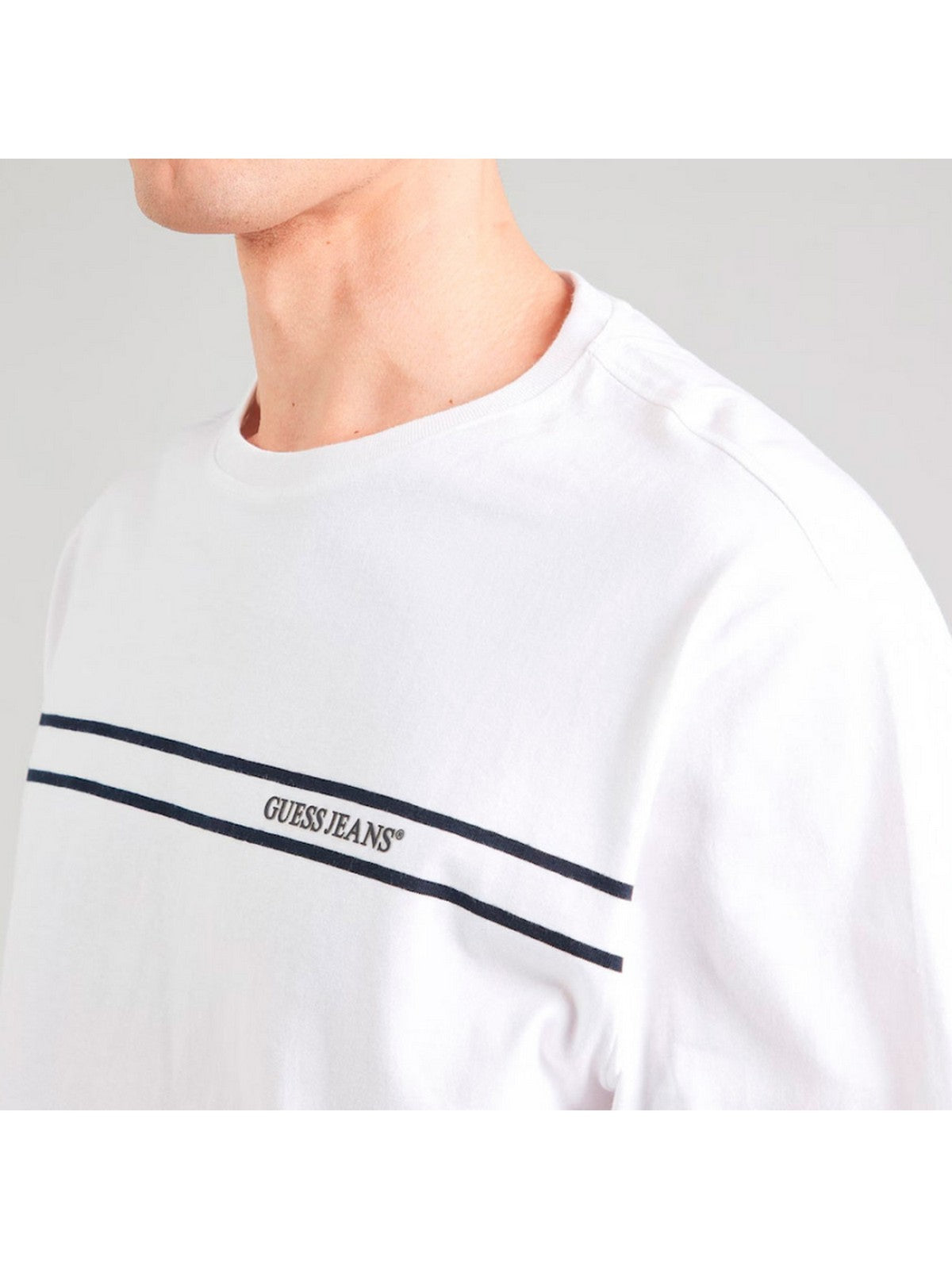 GUESS T-shirt Uomo GJ SS CN REG CHEST STRIPE TEE M5RI78 KCPQ1 G011 PURE WHITE gioboutiqueweb
