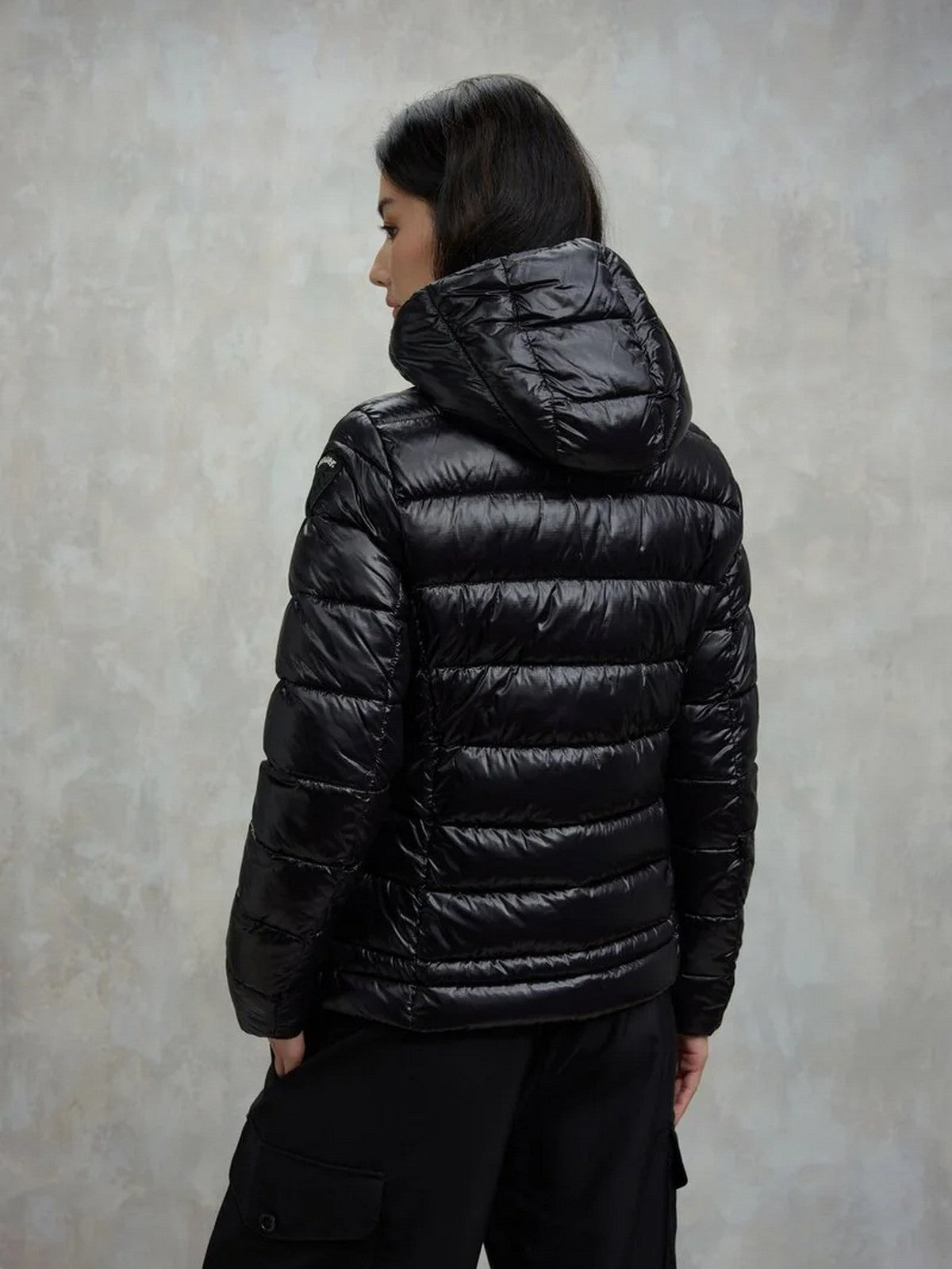 BLAUER Piumino Donna CAROLL 25WBLDC02072 006648 999EI NERO interno BEIGE 301