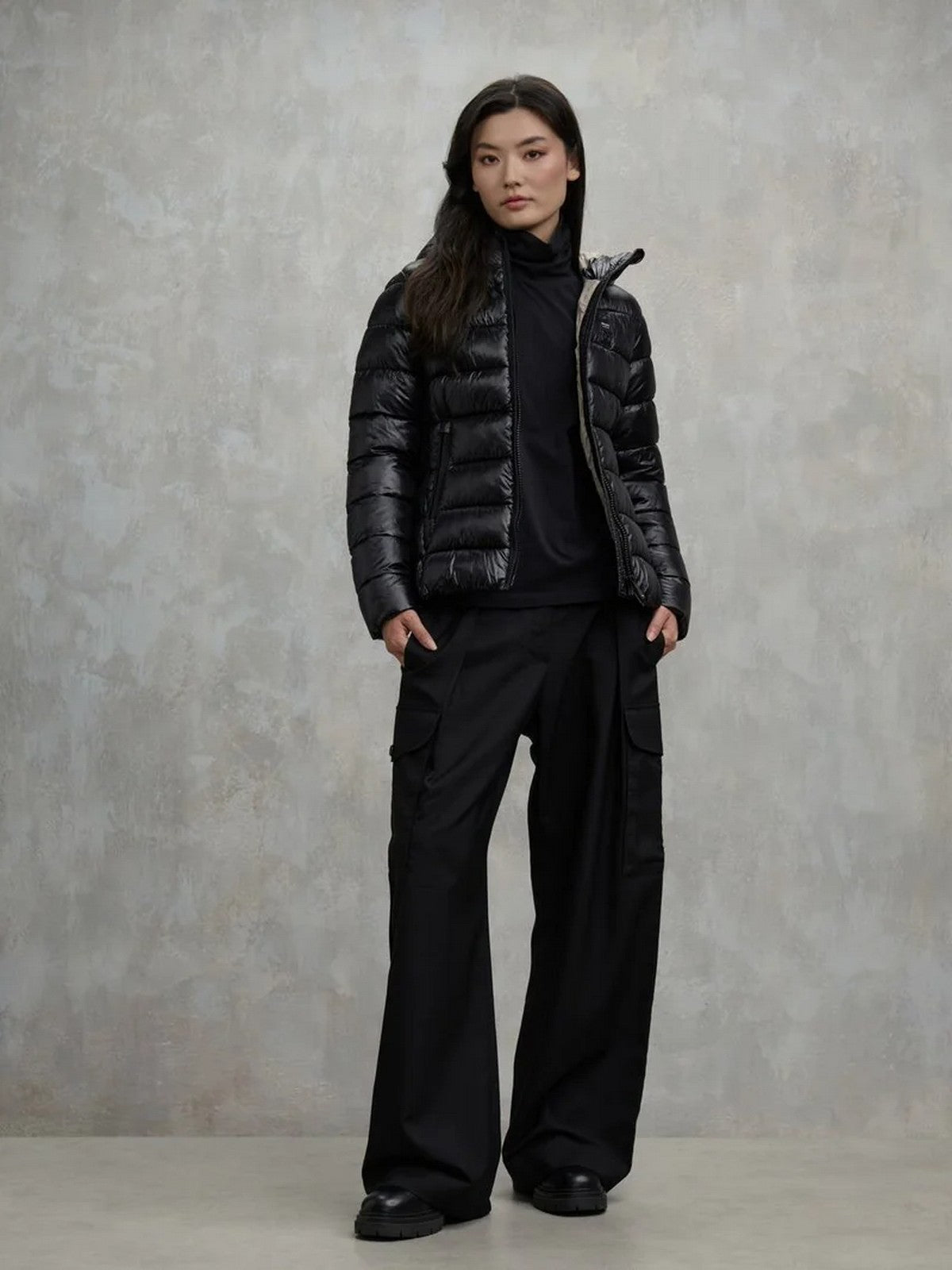 BLAUER Piumino Donna CAROLL 25WBLDC02072 006648 999EI NERO interno BEIGE 301