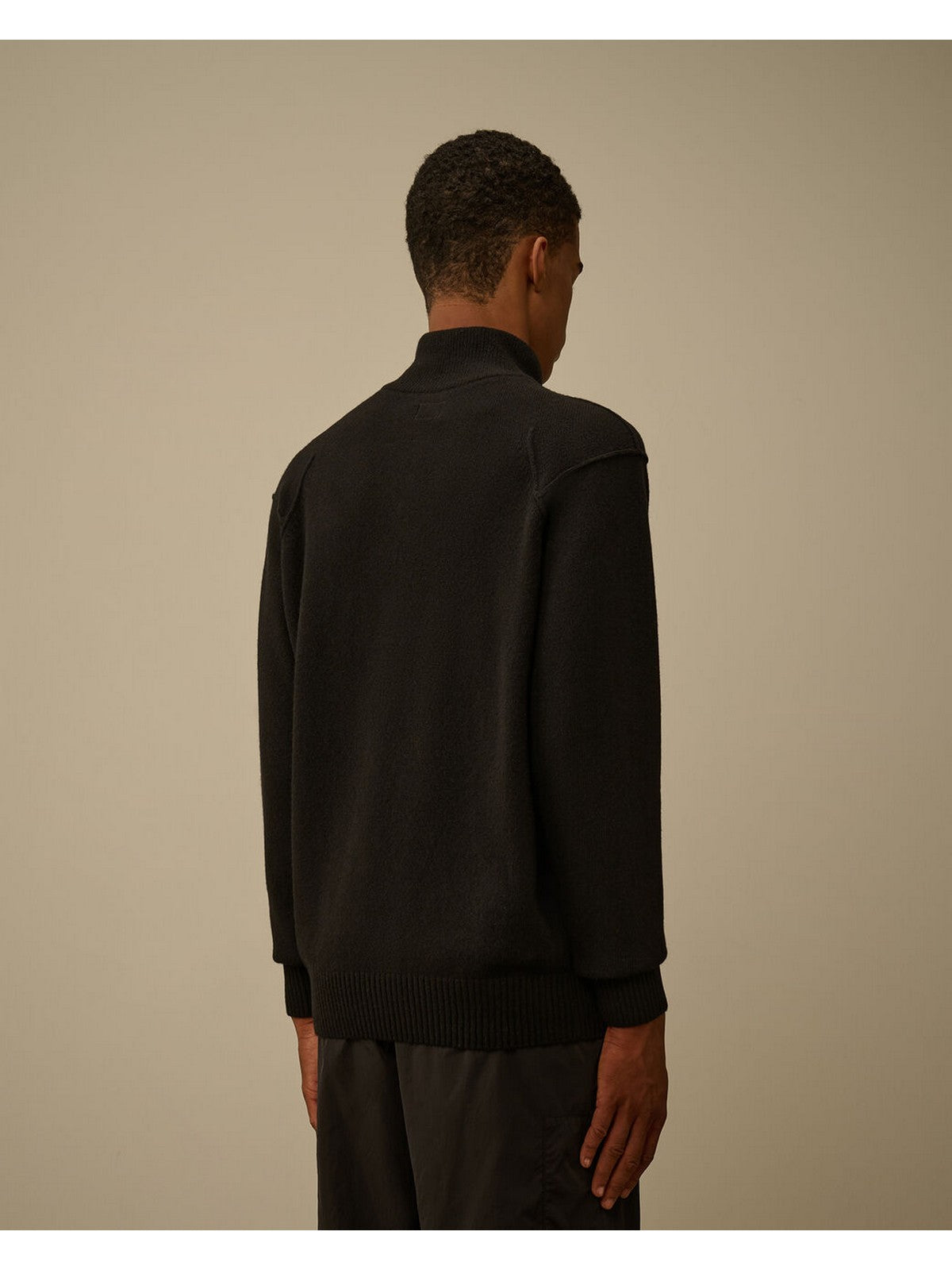 C.P. COMPANY Maglione Uomo RFCMKN709A110149A 999 999 - BLACK gioboutiqueweb