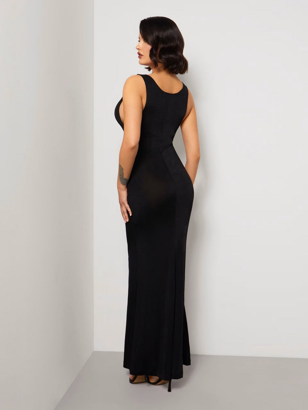 Guess Beachwear Woman dress Long Chemise O4GK00 KBEM0 JBLK BLACK