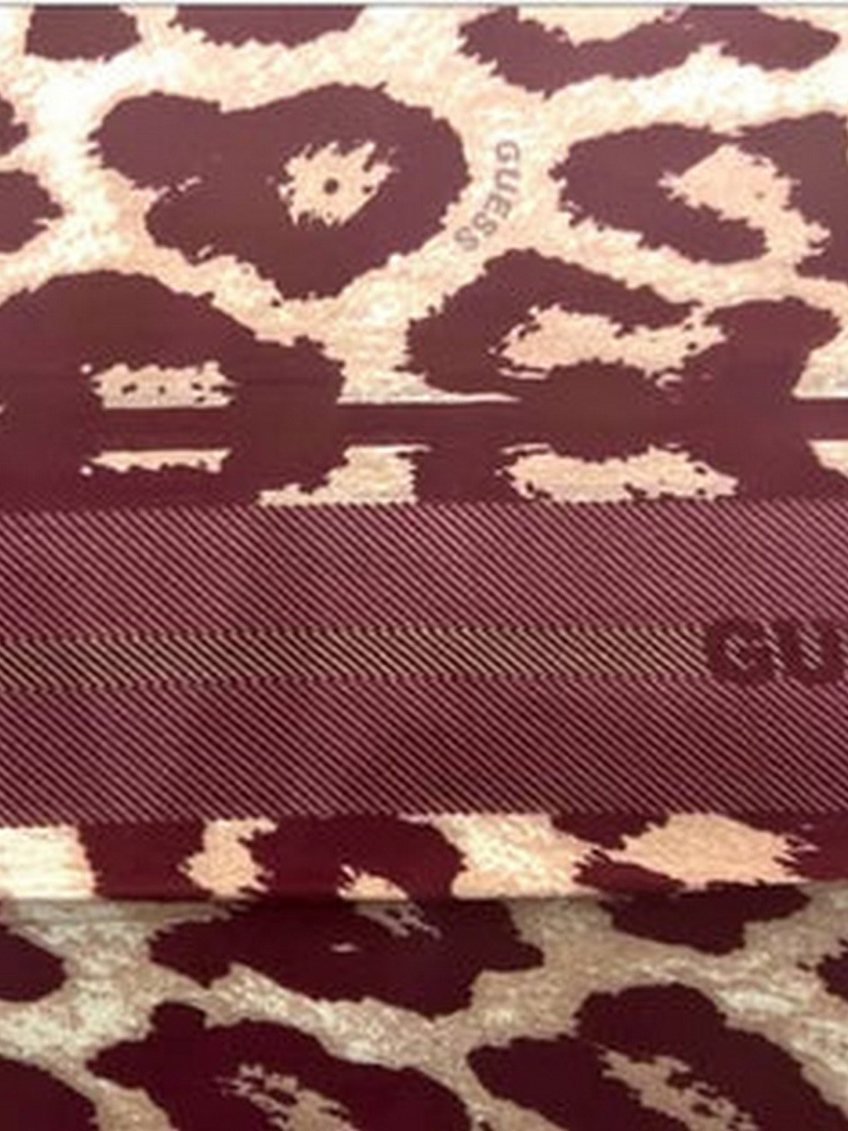 GUESS Foulard Donna FOULARD 130X130 AW5304 SIL03 ROS ROSSO gioboutiqueweb