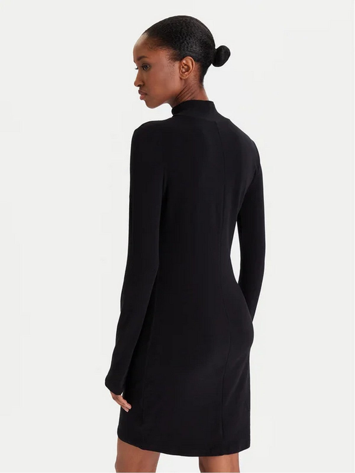 GUESS SPORT Abito Donna V5BK04 KCBF1 JBLK Jet Black A996