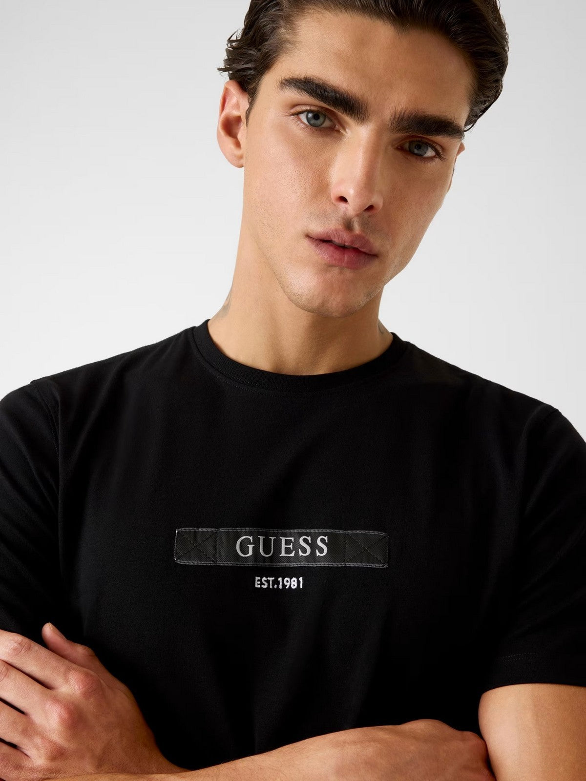 GUESS T-shirt Uomo SS CN LOGO BOX TEE M6RI17 J1314 JBLK Jet Black A996
