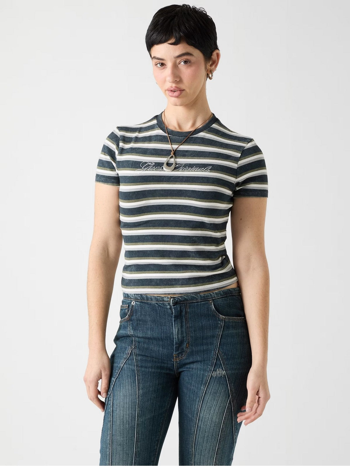 GUESS T-shirt Donna GO VINTAGE STRIPE BABY TEE W6RI41 J1314 SM0A SANDY SHORE MULTI ST