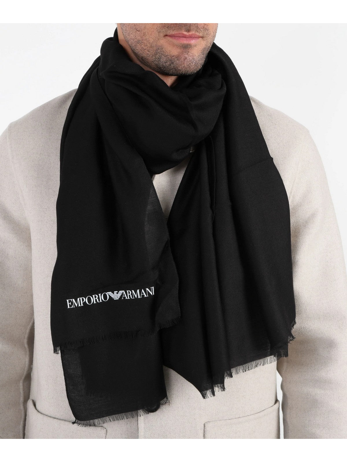 EMPORIO ARMANI Herrenschal EM003758 AF19795 UC001 BLACK BEAUTY