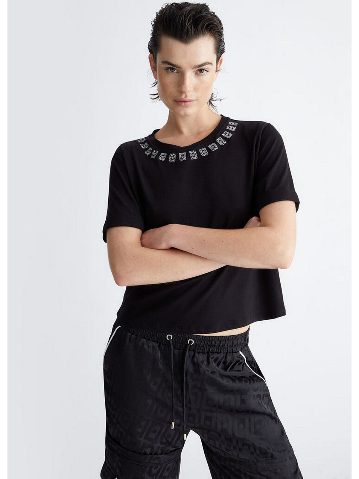 Liu Jo Sport T-shirt and Pole Woman Ta4135JS003 R9932 Black