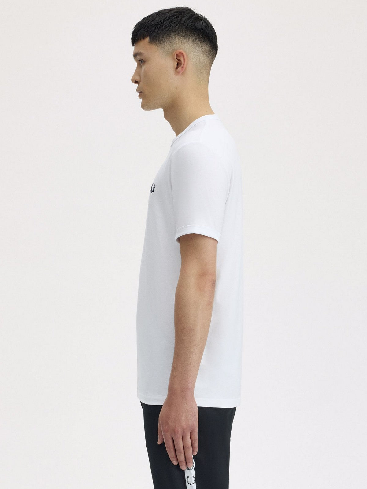 FRED PERRY T-shirt Uomo FP RINGER T-SHIRT FP-M3519-57 100 WHITE