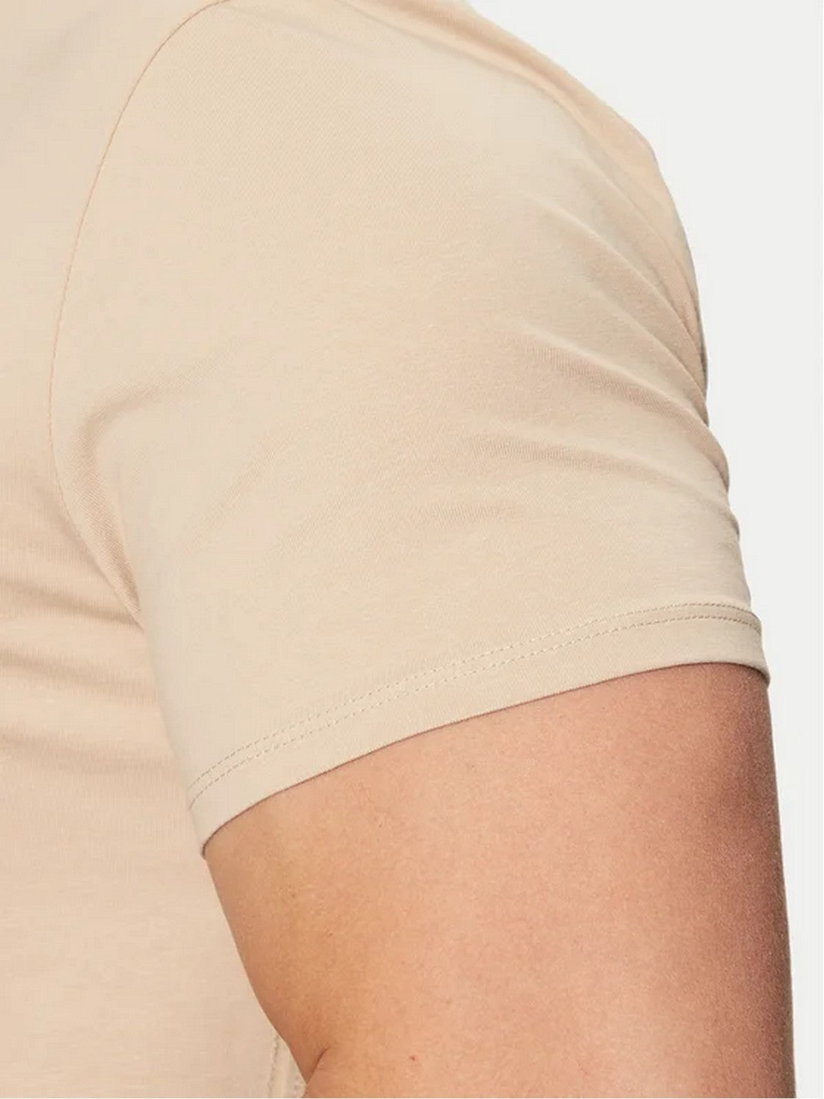 GUESS T-shirt Uomo CN SS CORE TEE STR M2YI24 J1314 G1DR NEUTRAL SAND gioboutiqueweb