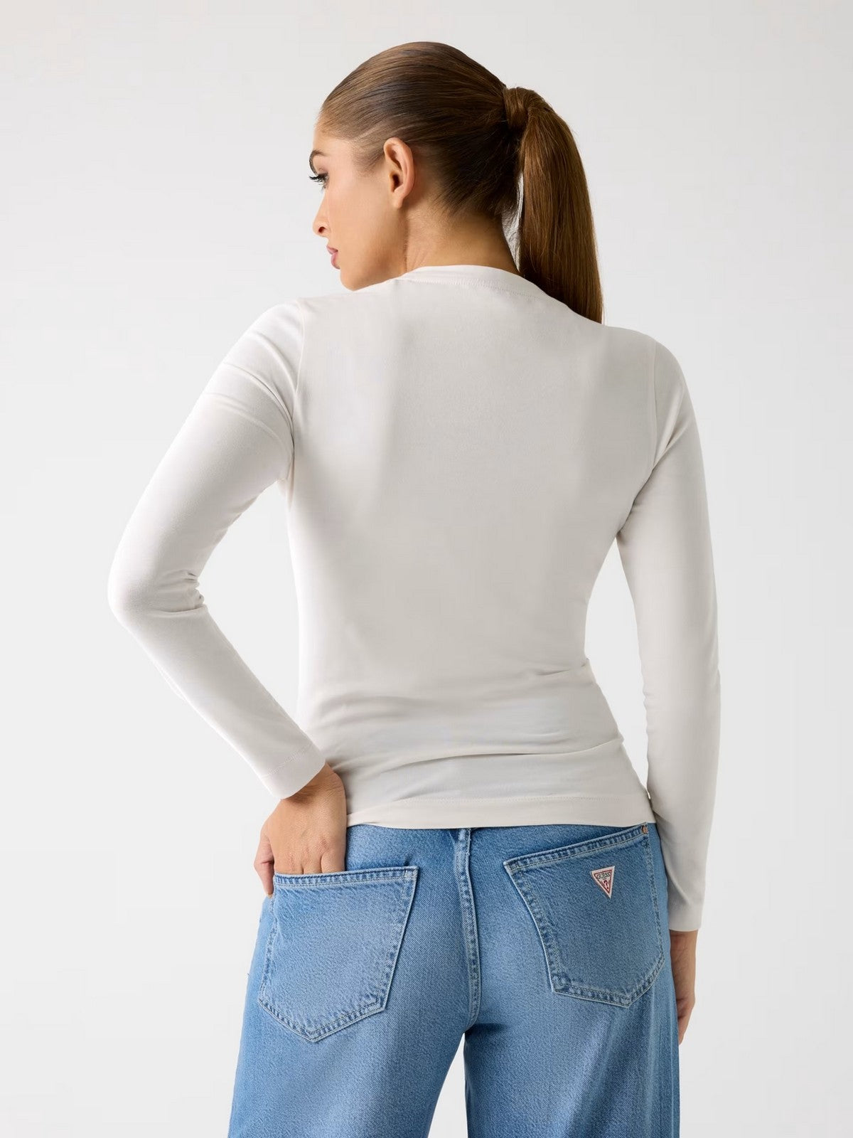GUESS T-shirt Donna LS CN LEO TRIANGLE TEE W5BI75 J1314 G012 CREAM WHITE