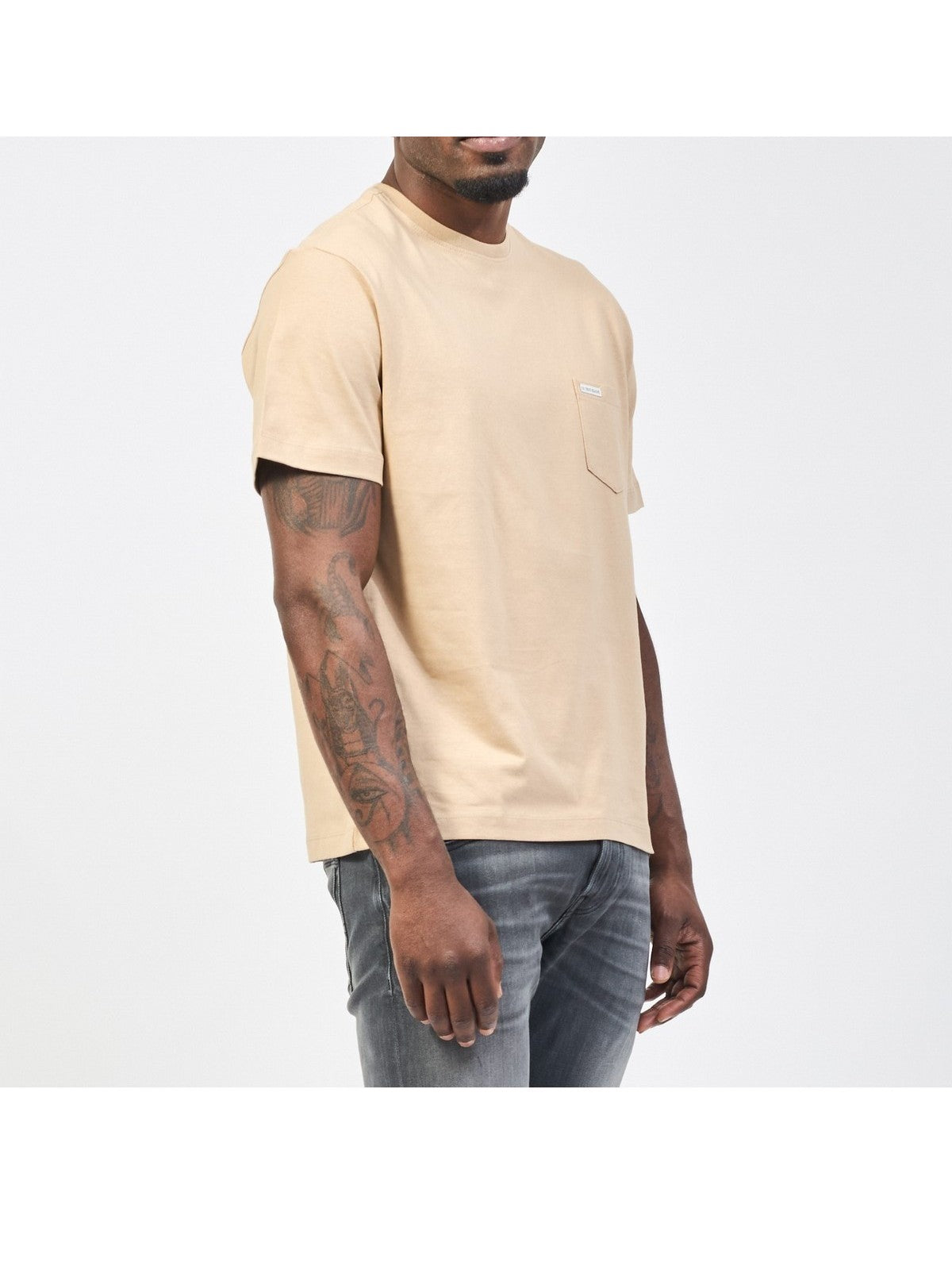 GUESS T-shirt Uomo GJ SS CN REG PKT TEE M5RI74 K8FQ4 A117 SAFARI TAN gioboutiqueweb