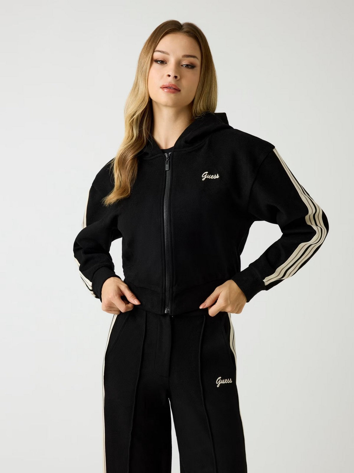 GUESS SPORT Felpa Donna V5BQ17 KCX52 JBLK Jet Black A996