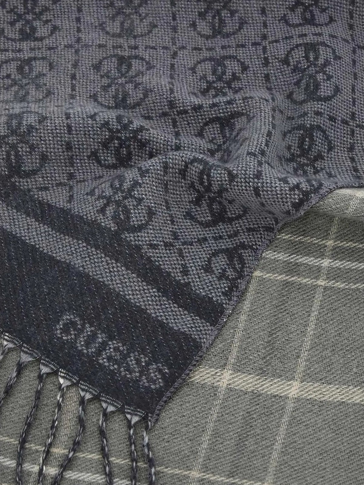 GUESS Sciarpa Uomo MITO SCARF 30X175 AM9432 POL03 BLG Nero gioboutiqueweb