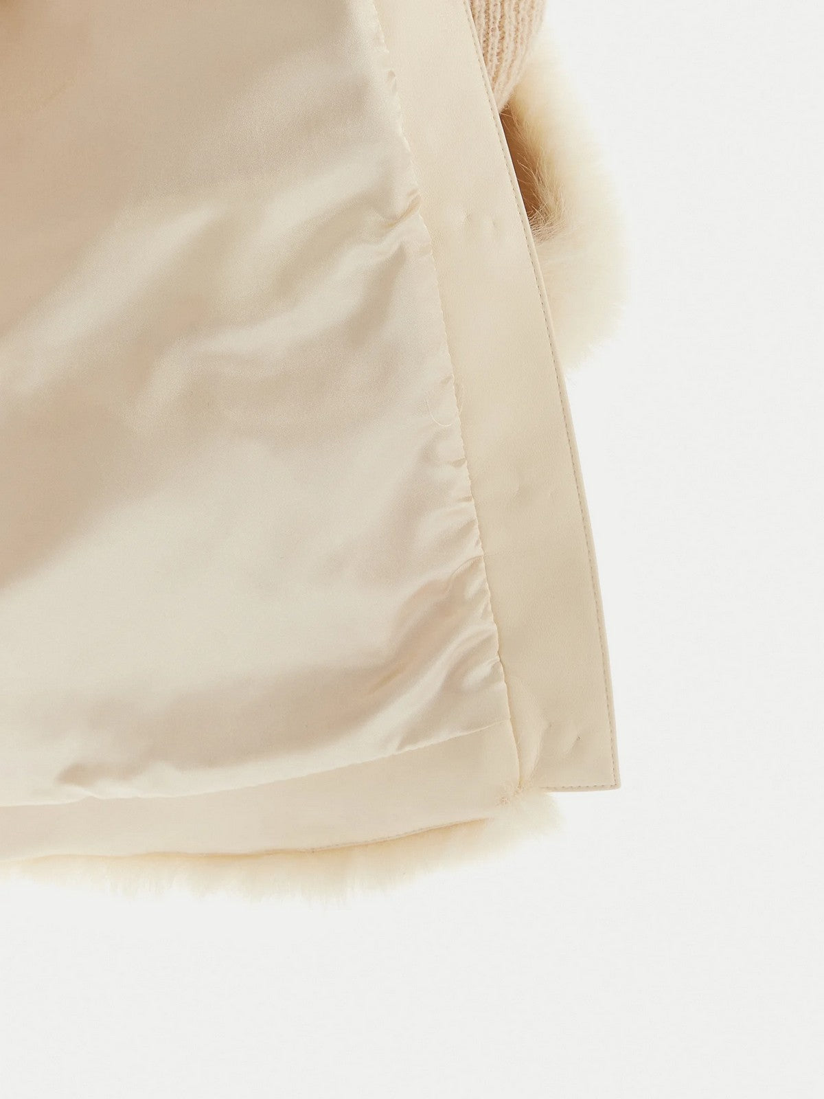 PATRIZIA PEPE Pelliccia Donna 2O0174 E077 W405 WOOLY WHITE