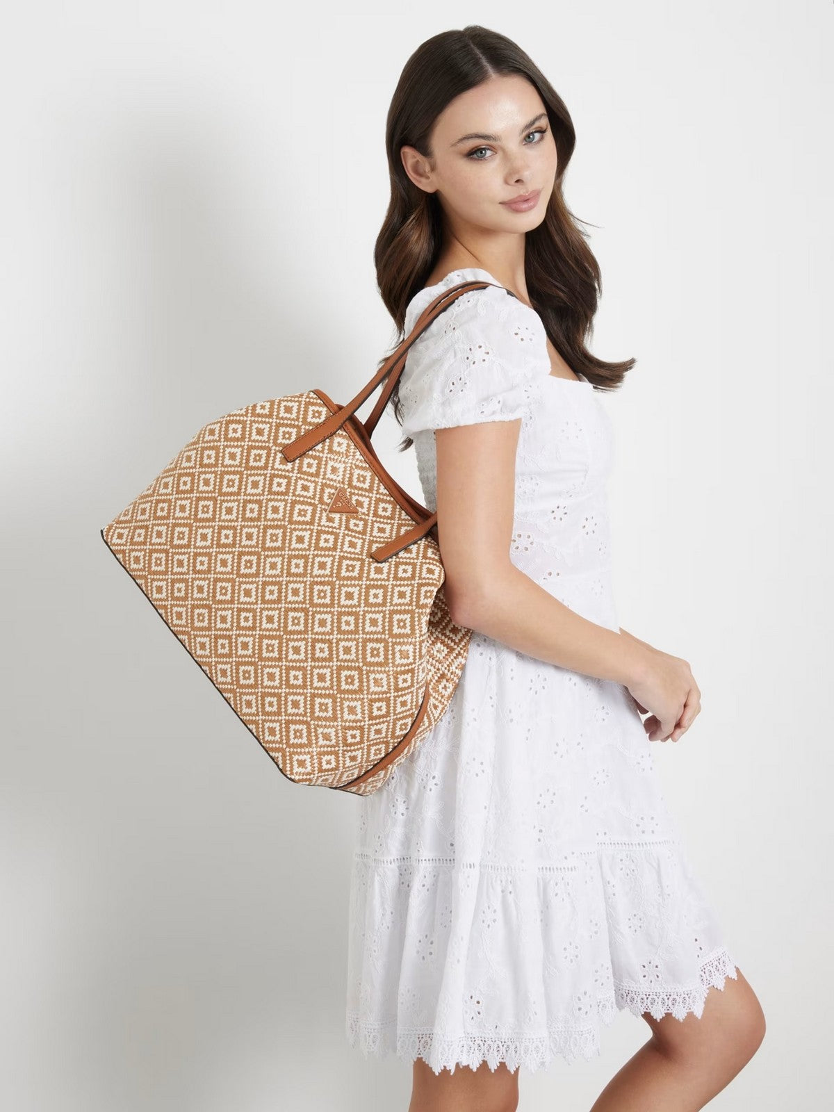 GUESS Borsa Donna Vikky Ii Large Tote HWWR93 18290 COG Marrone gioboutiqueweb