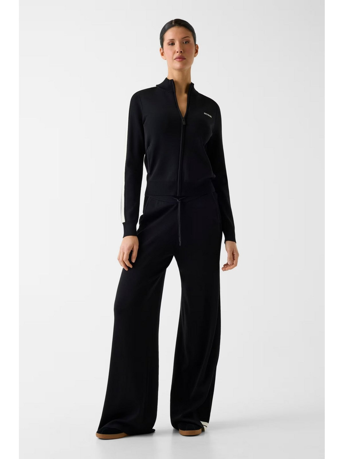 GUESS SPORT Pantalone Donna GABRY STRAIGHT PANT SWTR V6GB06 Z0651 JBLK Jet Black A996