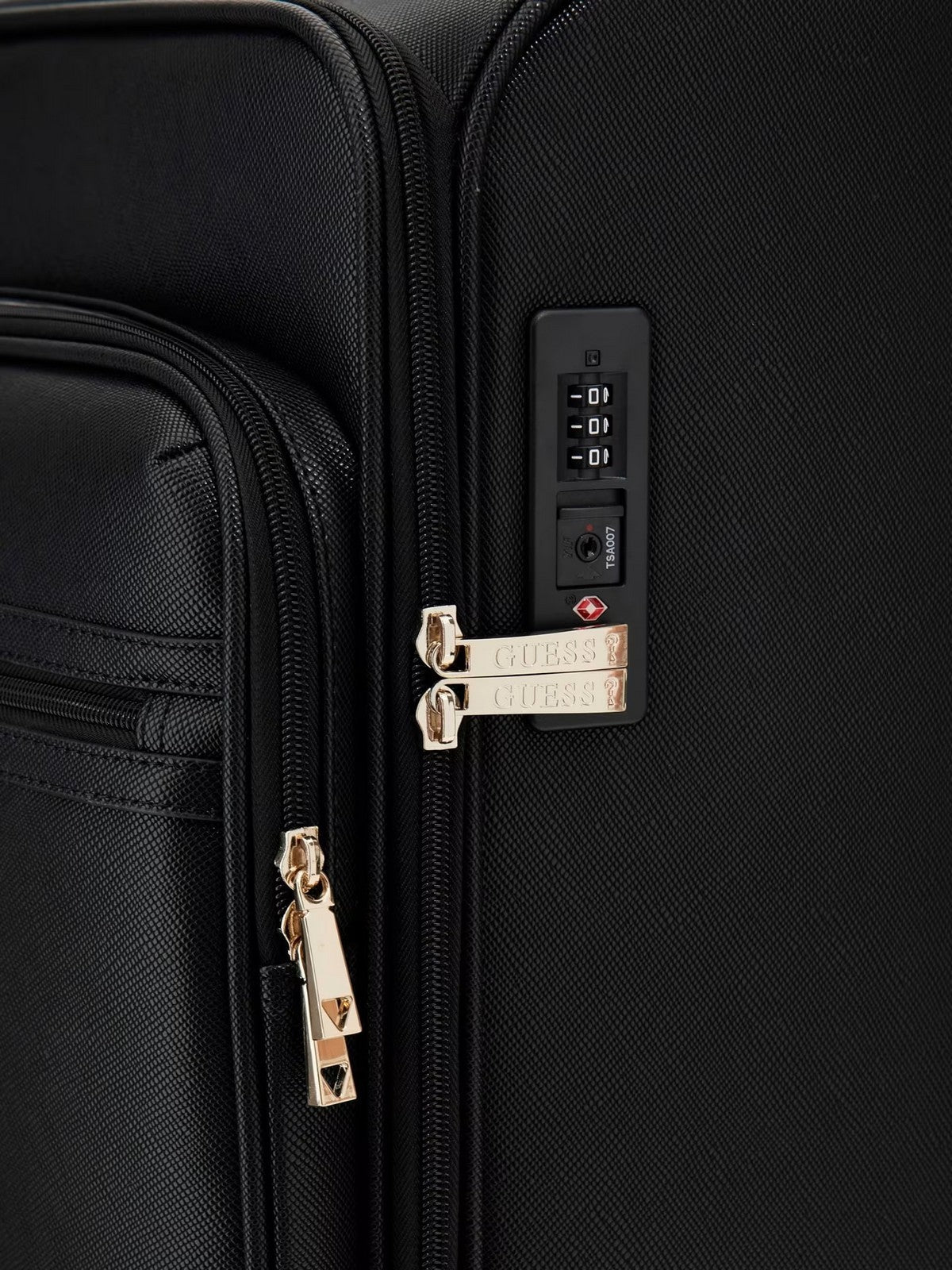 GUESS Valigie e Trolley Donna NOROM 18 IN 8-WHEELER TWSN90 91983 BLA BLACK