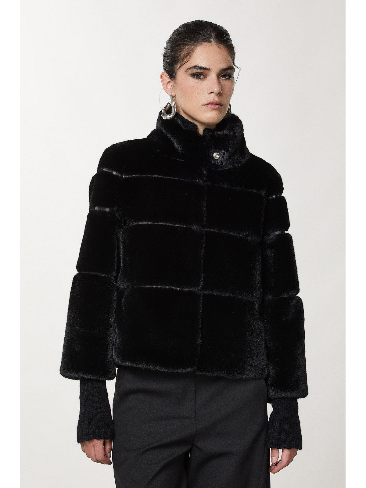 PATRIZIA PEPE Pelliccia Donna 2O0107 E5T7 K103 Nero gioboutiqueweb