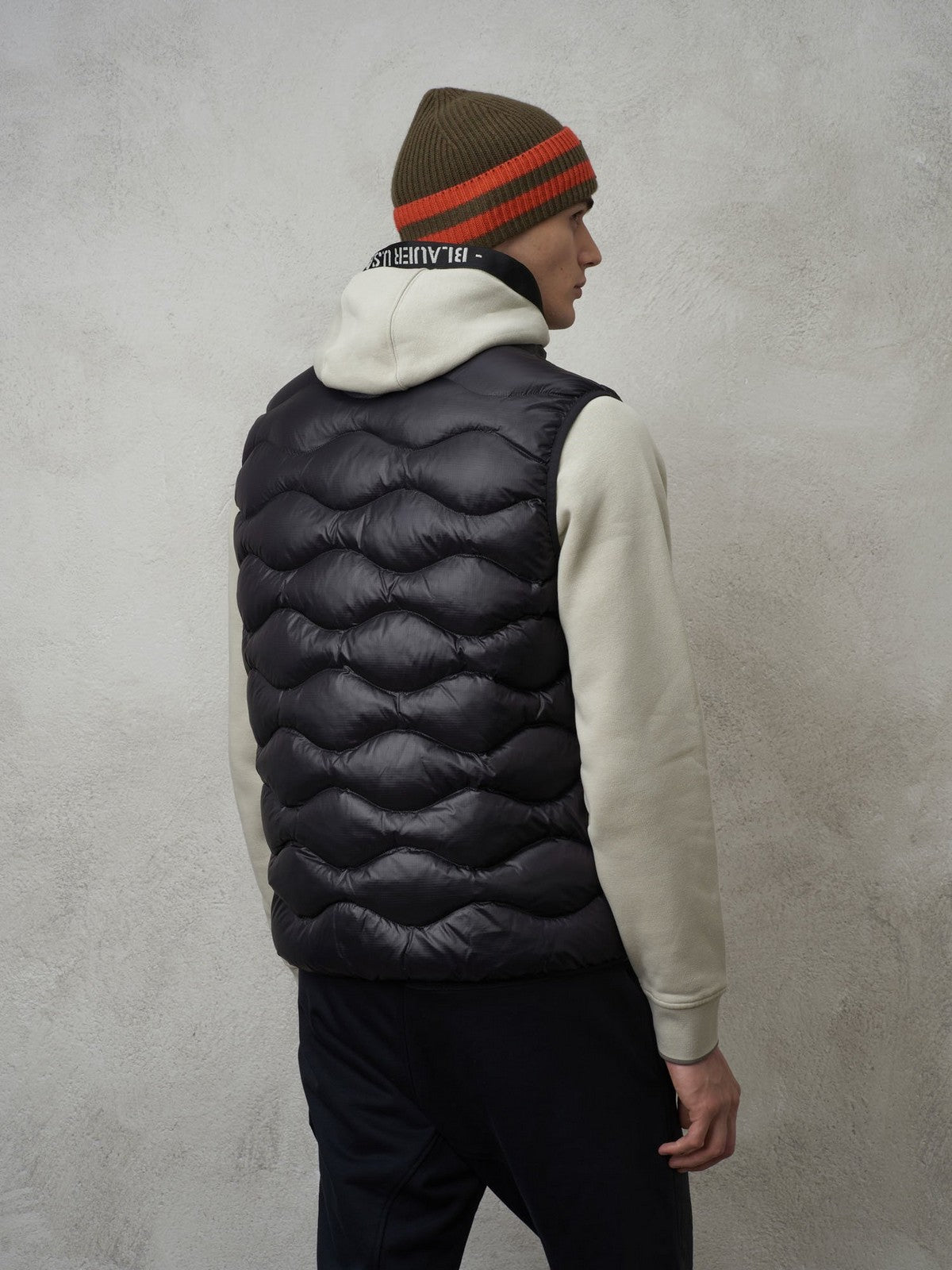 BLAUER Gilet Uomo 23WBLUX02085 005958 999TT Nero gioboutiqueweb