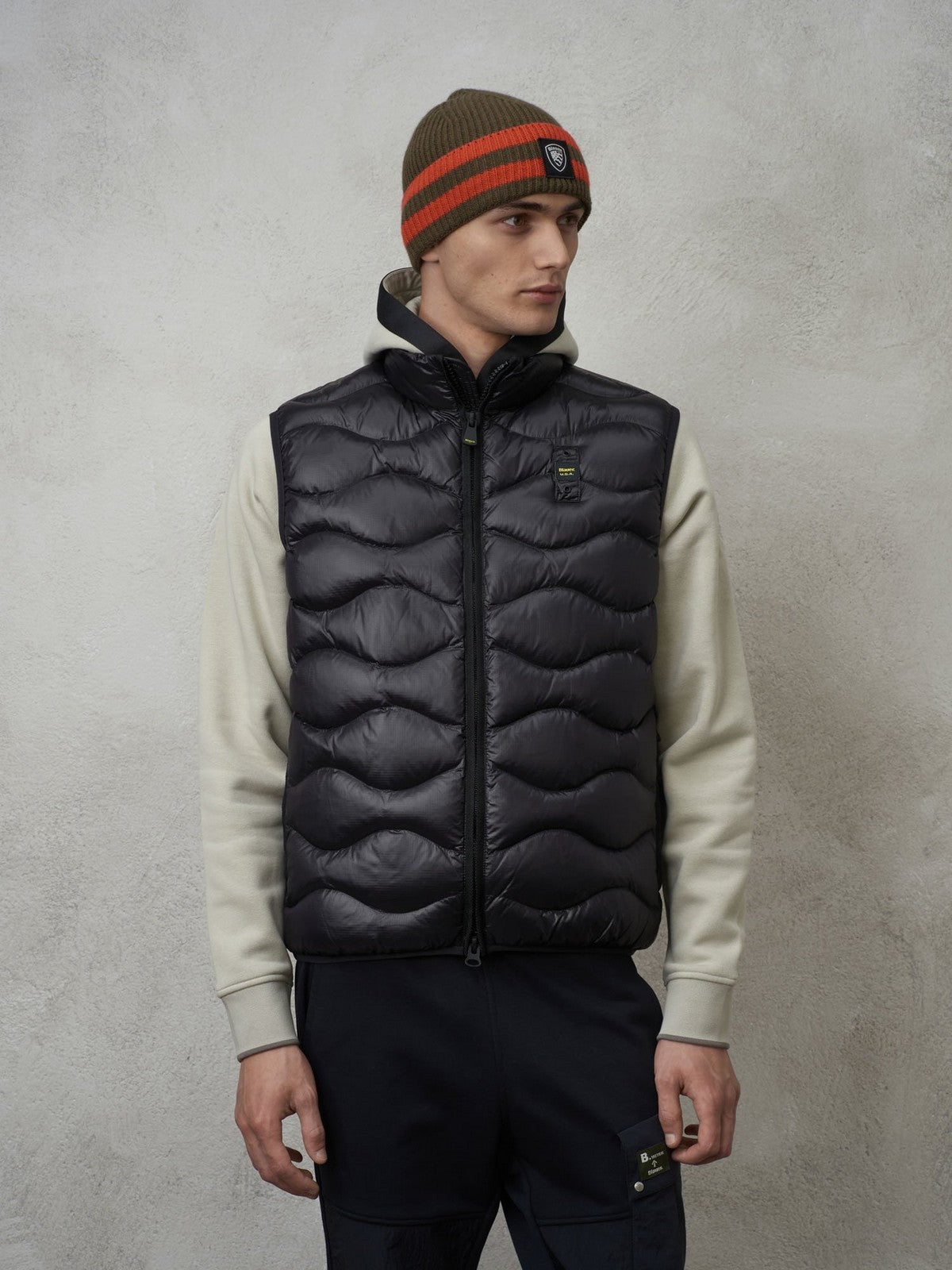 BLAUER Gilet Uomo 23WBLUX02085 005958 999TT Nero gioboutiqueweb