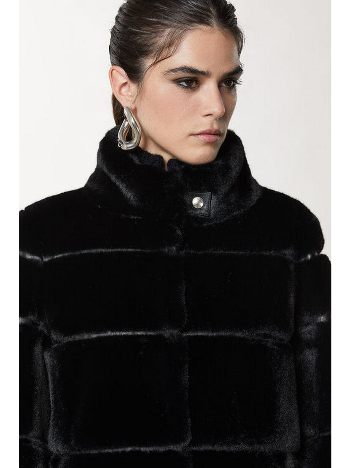 PATRIZIA PEPE Pelliccia Donna 2O0107 E5T7 K103 Nero gioboutiqueweb