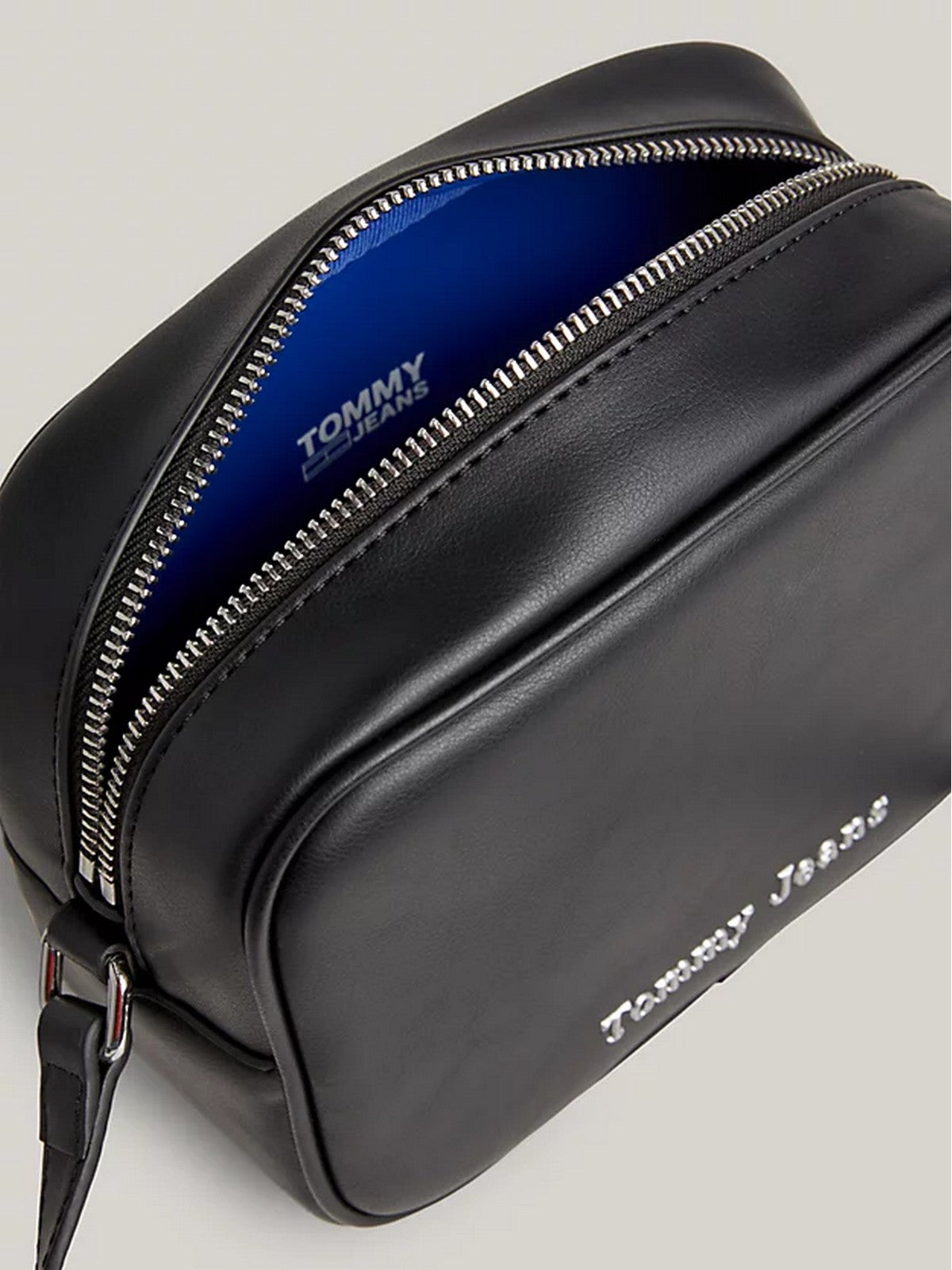 Torbowa woreczka dla kobiet Tommy Hilfiger AW0AW15420 BDS Black