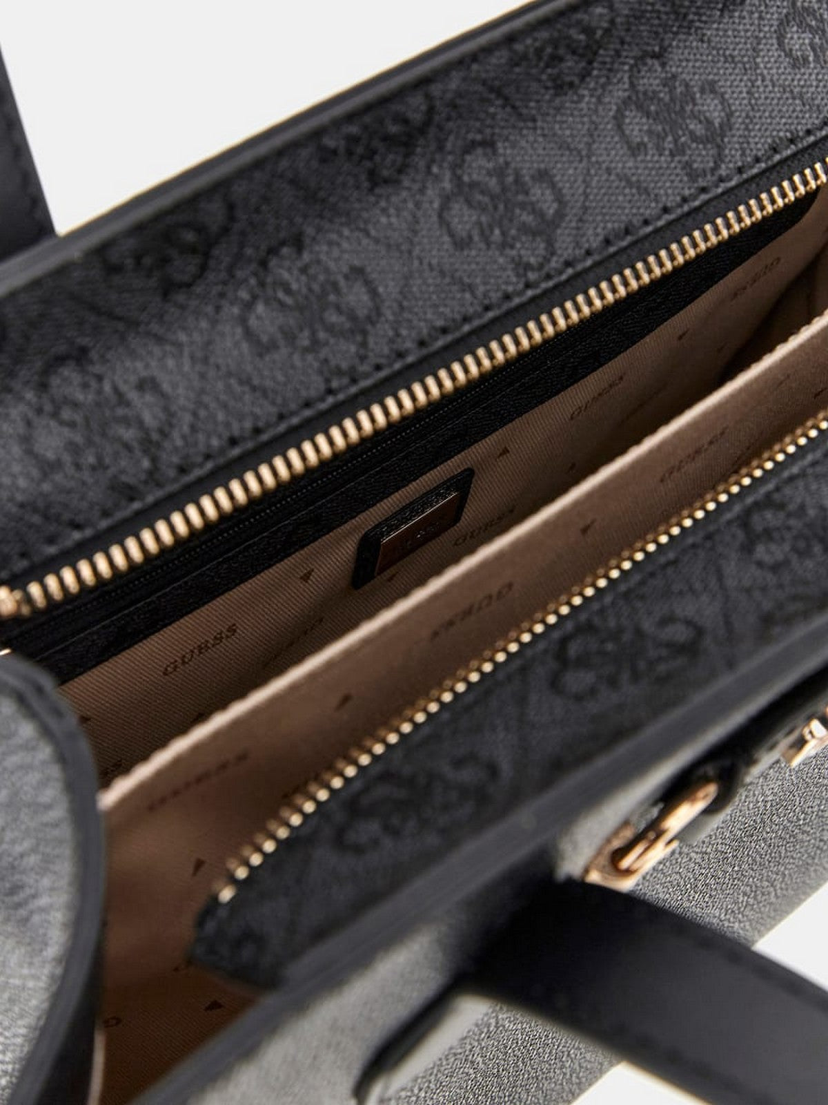 GUESS Borsa Donna IZZY 2 COMP TOTE HWSG86 54220 CLO Grigio gioboutiqueweb