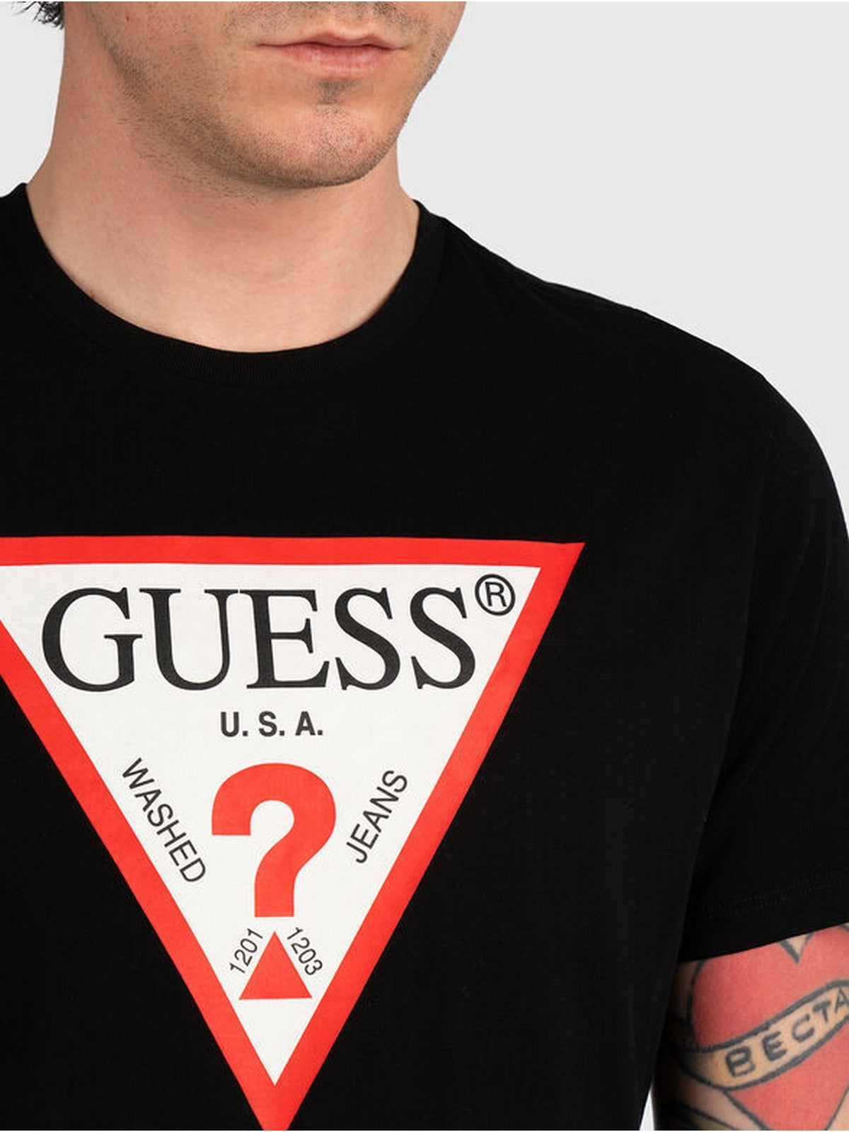 GUESS T-shirt Uomo SS BSC CLSC TRI LOGO CRW T M2GI68 KBA60 JBLK Jet Black A996 gioboutiqueweb