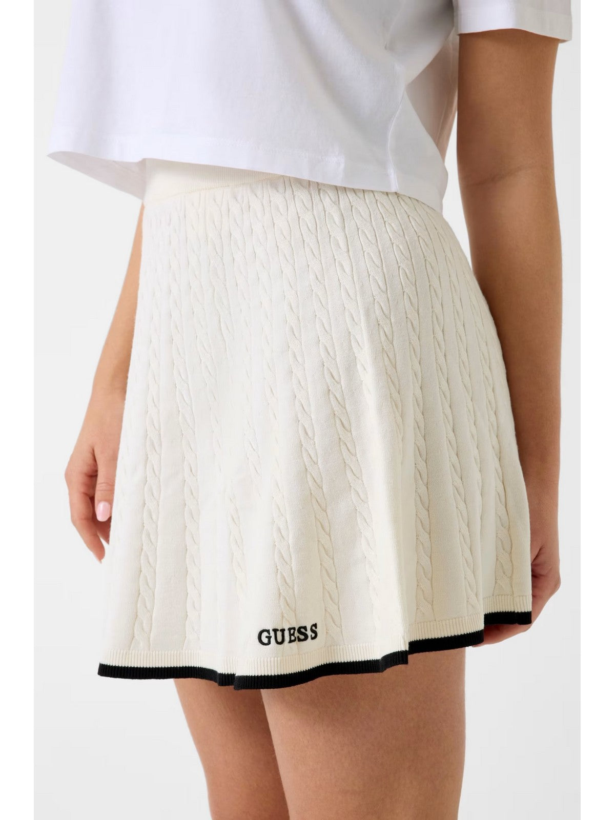 GUESS SPORT Gonna Donna SHARI SKIRT SWTR V6RD07 Z4652 G1O6 DOVE WHITE