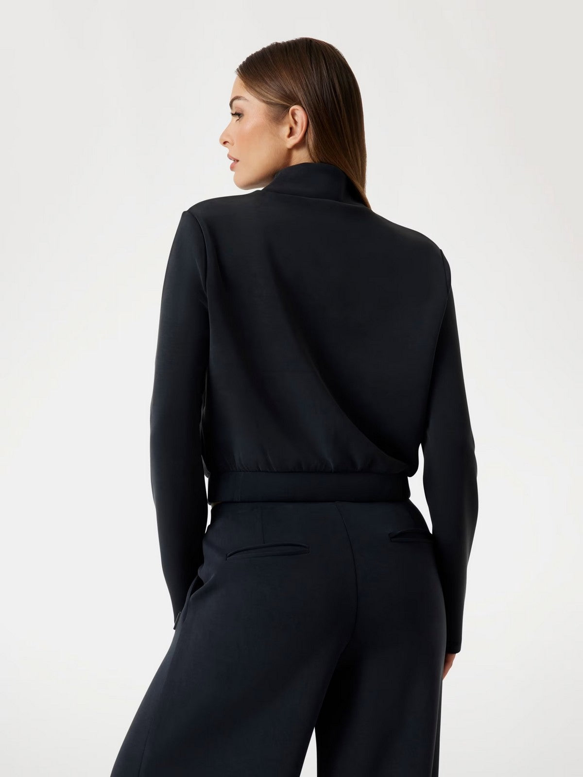 Doudoune GUESS Jeans New Aleta - Couleur Jet Black - Modèle A996 - Style Décontracté Et Chaud - 3