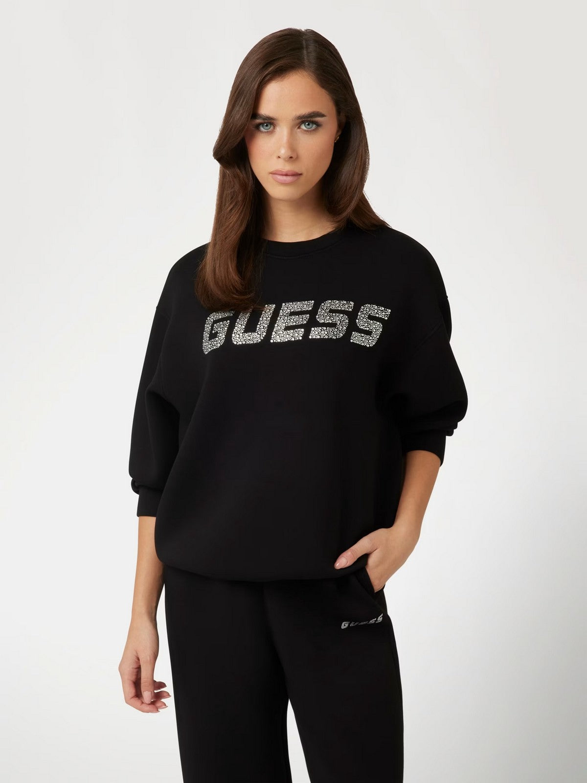 GUESS Felpa Donna CECILIA CN SWEATSHIRT V4BQ15 K7UW2 JBLK Nero gioboutiqueweb