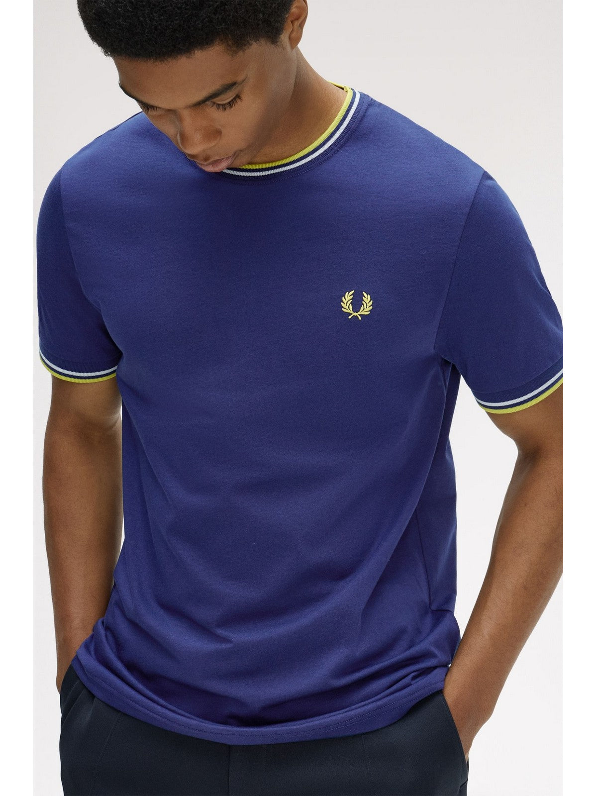 FRED PERRY T-shirt Uomo  FP-M1588V 83B FRENVY/DSKBL/CIT