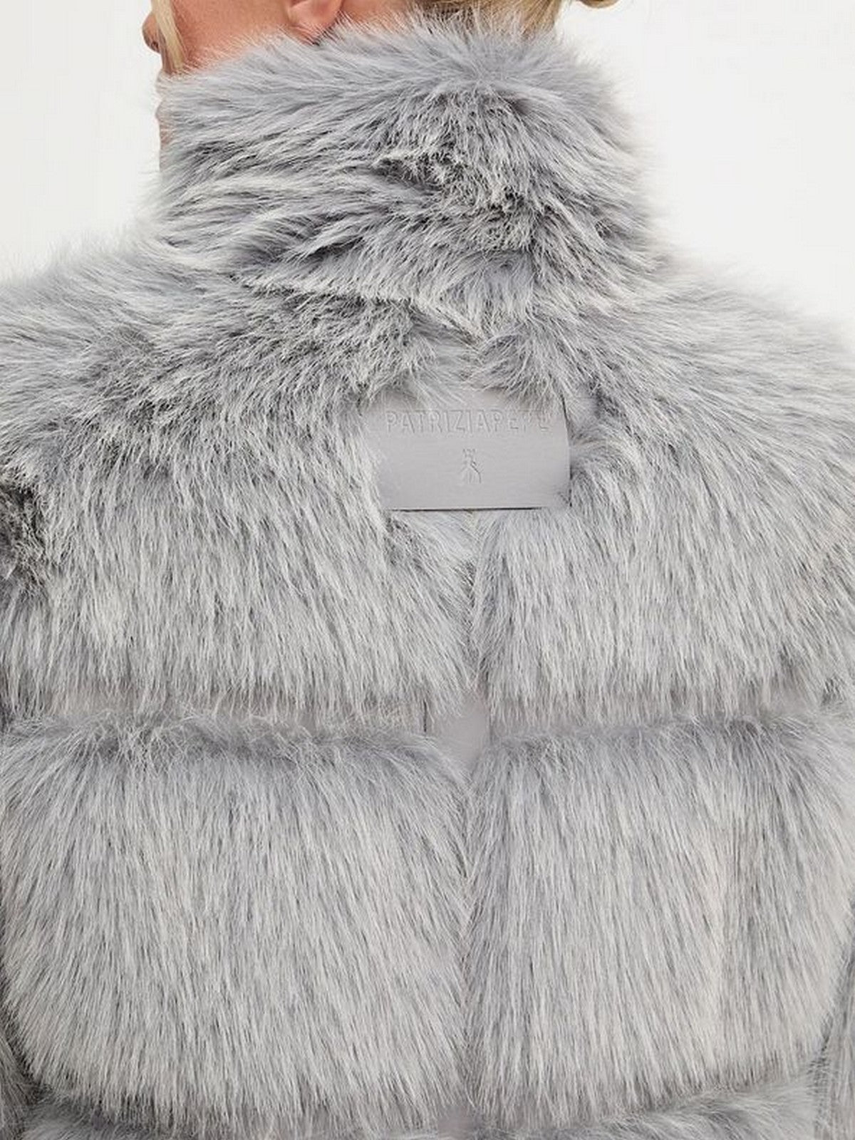 PATRIZIA PEPE Pelliccia Donna  2O0175 E077 S746 MISTERY GREY