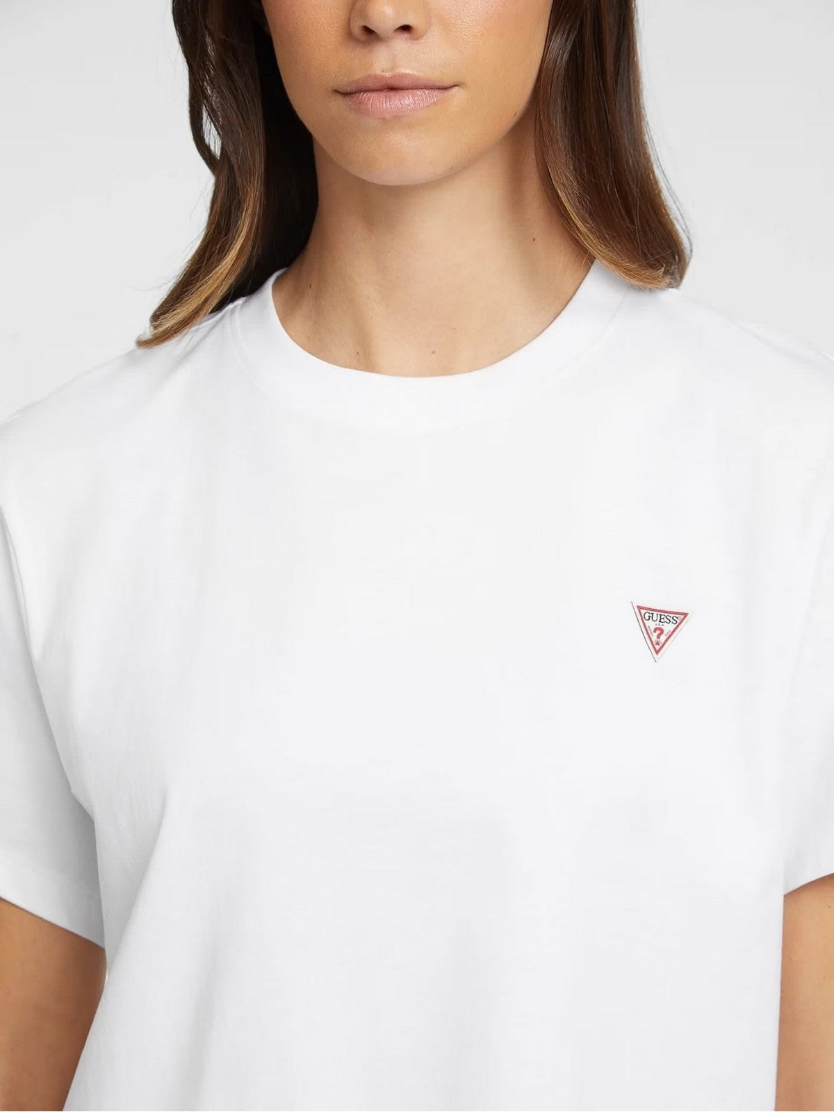 Guess - T-shirt donna V5YI08-J1314 Bianco Guess - T-shirt donna V5YI08-J1314 Bianco