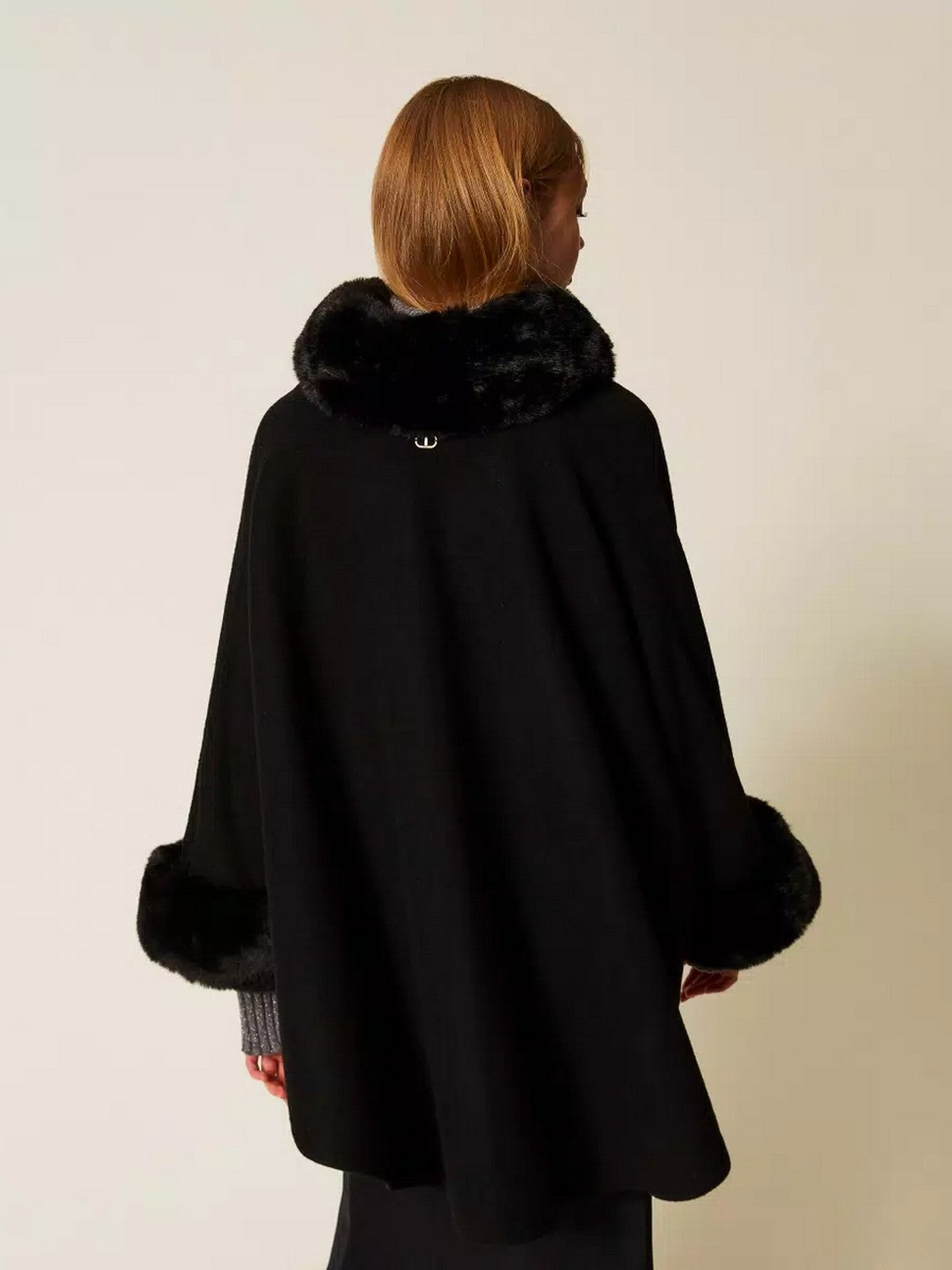 TWINSET Mantella Donna LONG FIBER PONCHO 252TO5130 00006 Nero